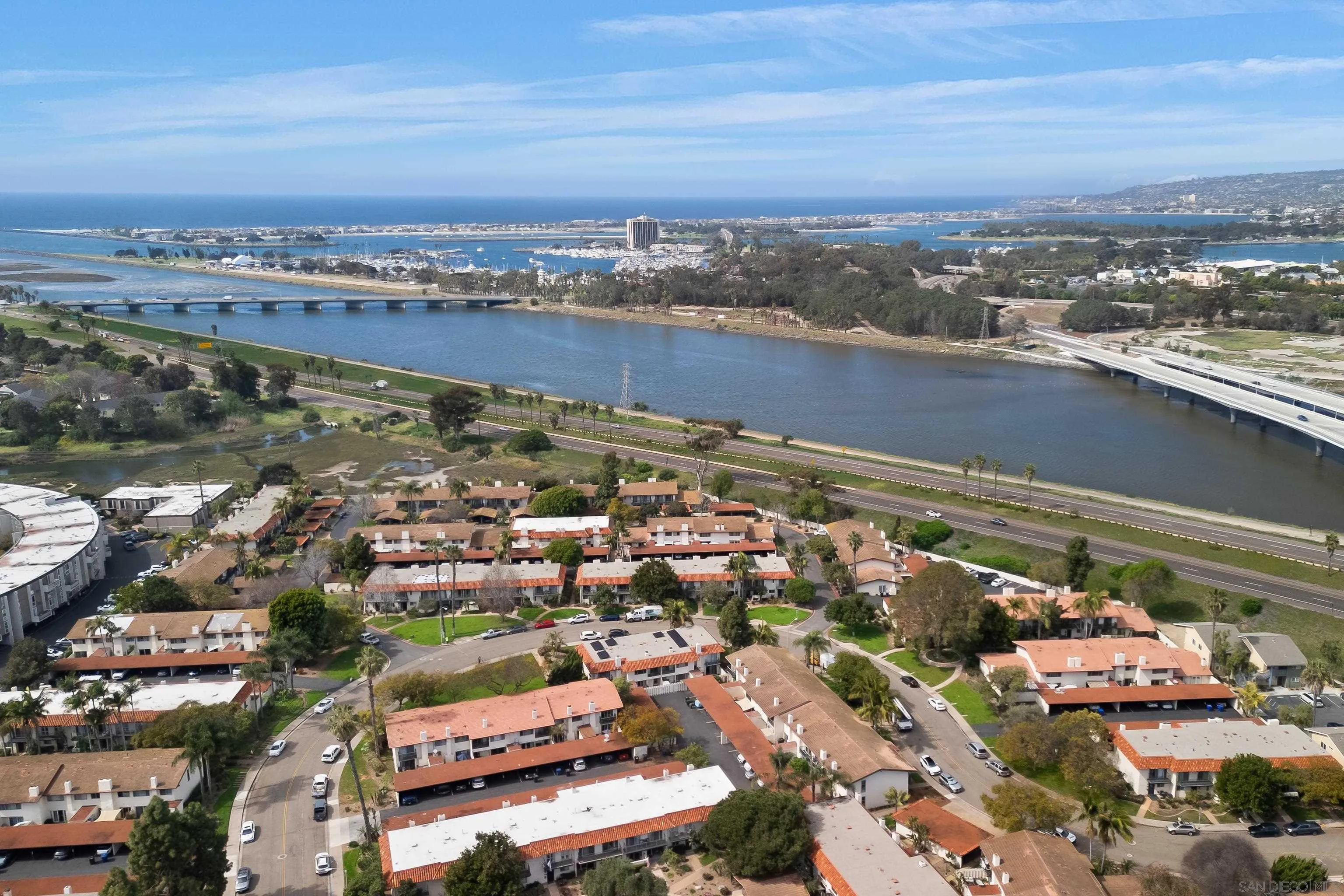 https://cdn.realtyfeed.com/cdn/127/260005223/0e3ad26a4ec13667dfdc8da46fae8316.webp