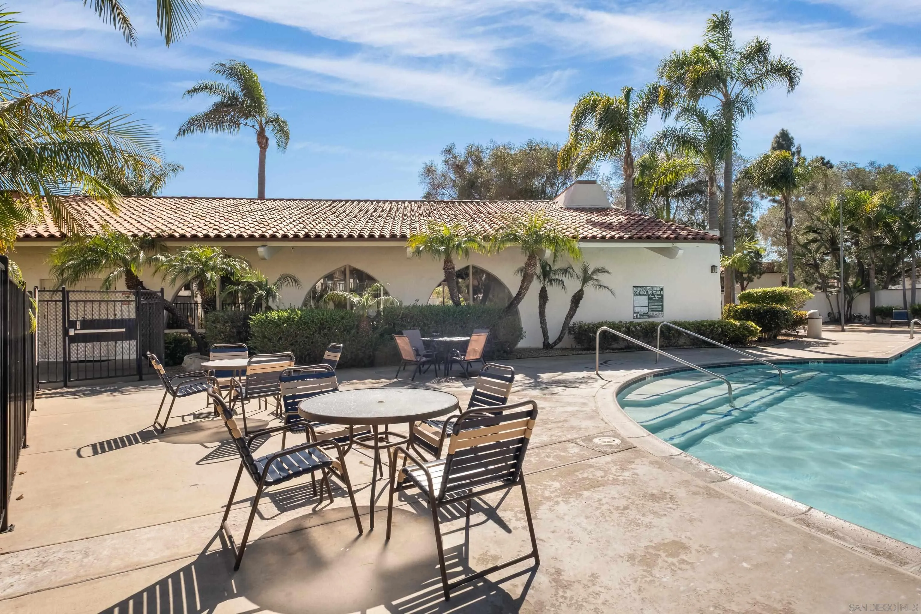 https://cdn.realtyfeed.com/cdn/127/260005223/470886b9c712d50a495cc3000e4a4d62.webp