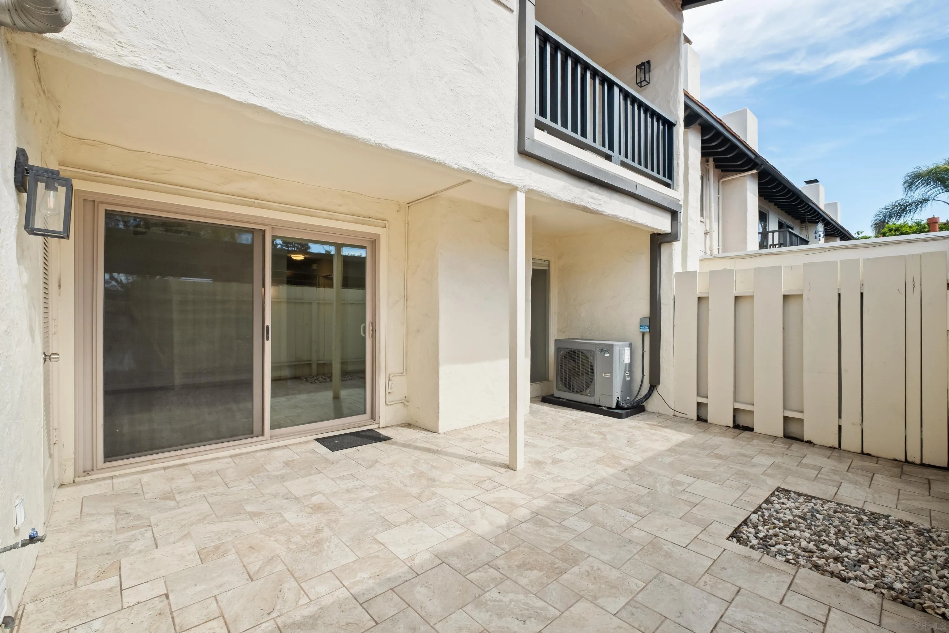 https://cdn.realtyfeed.com/cdn/127/260005223/c33ce4e96643392bffa54370c57798e3.webp