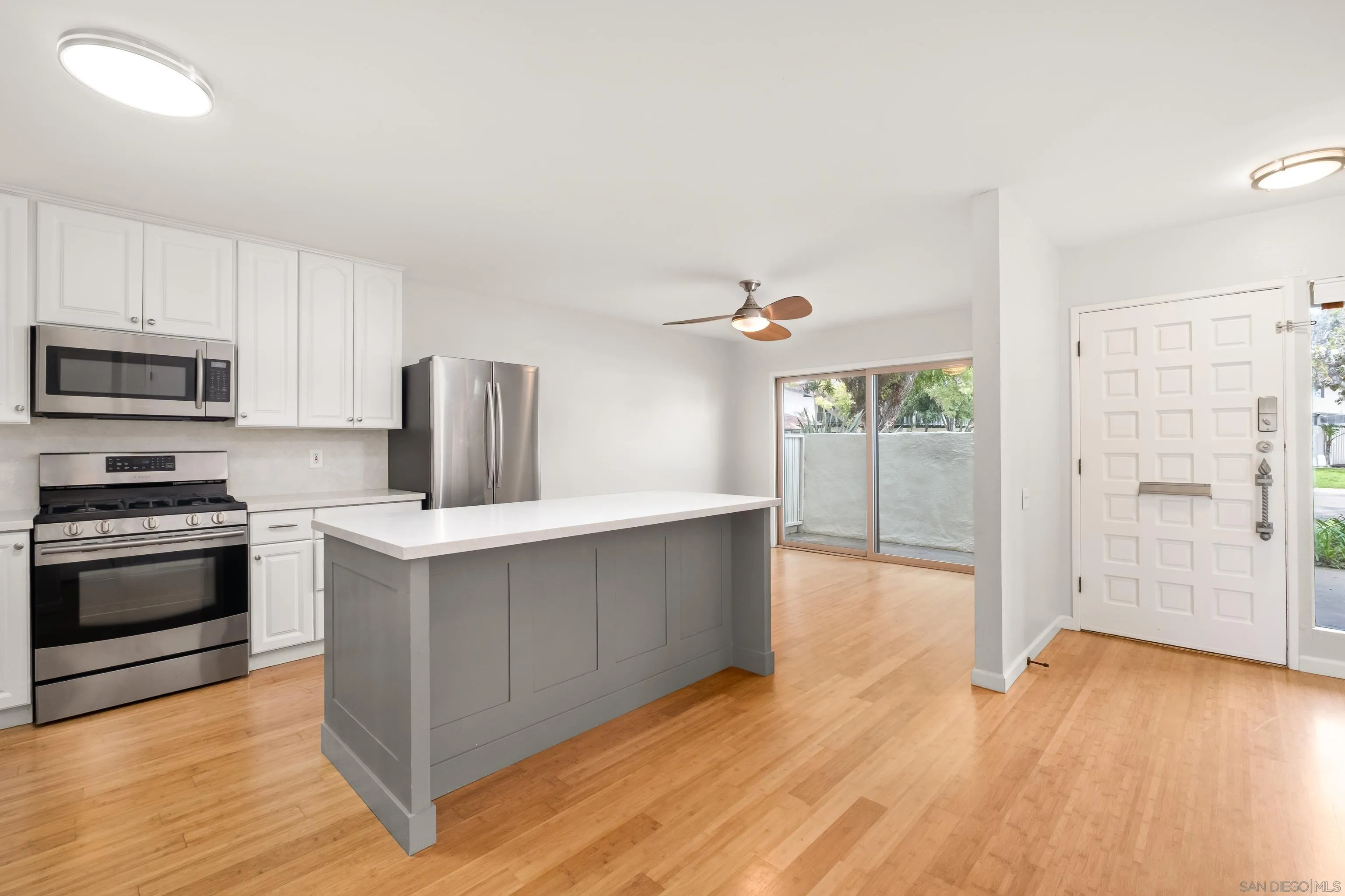 https://cdn.realtyfeed.com/cdn/127/260005223/cad635cd7a5989ef8fd9ed5b8d5a958b.webp