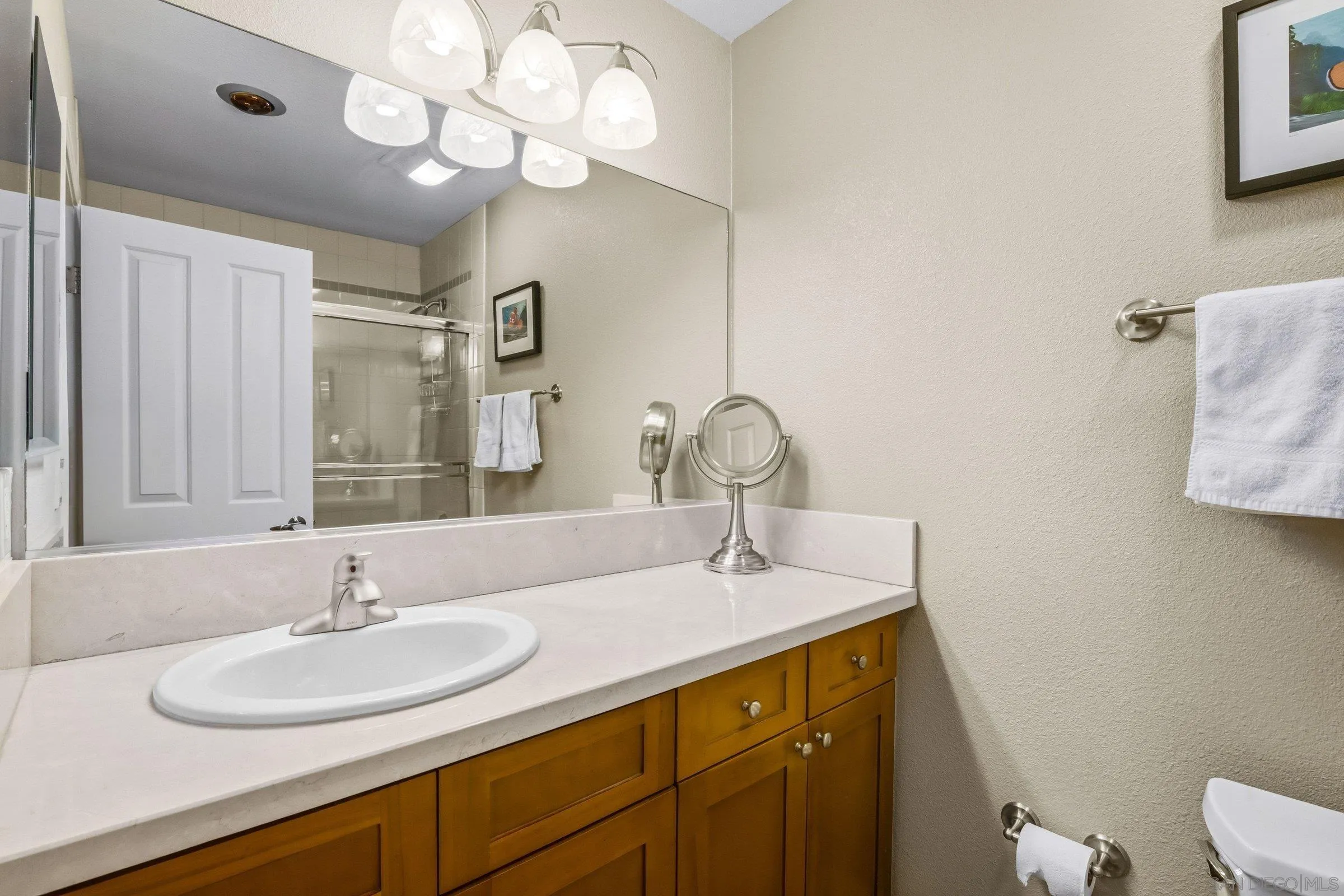 Photo #13: 260005226 Listing: Photo #13