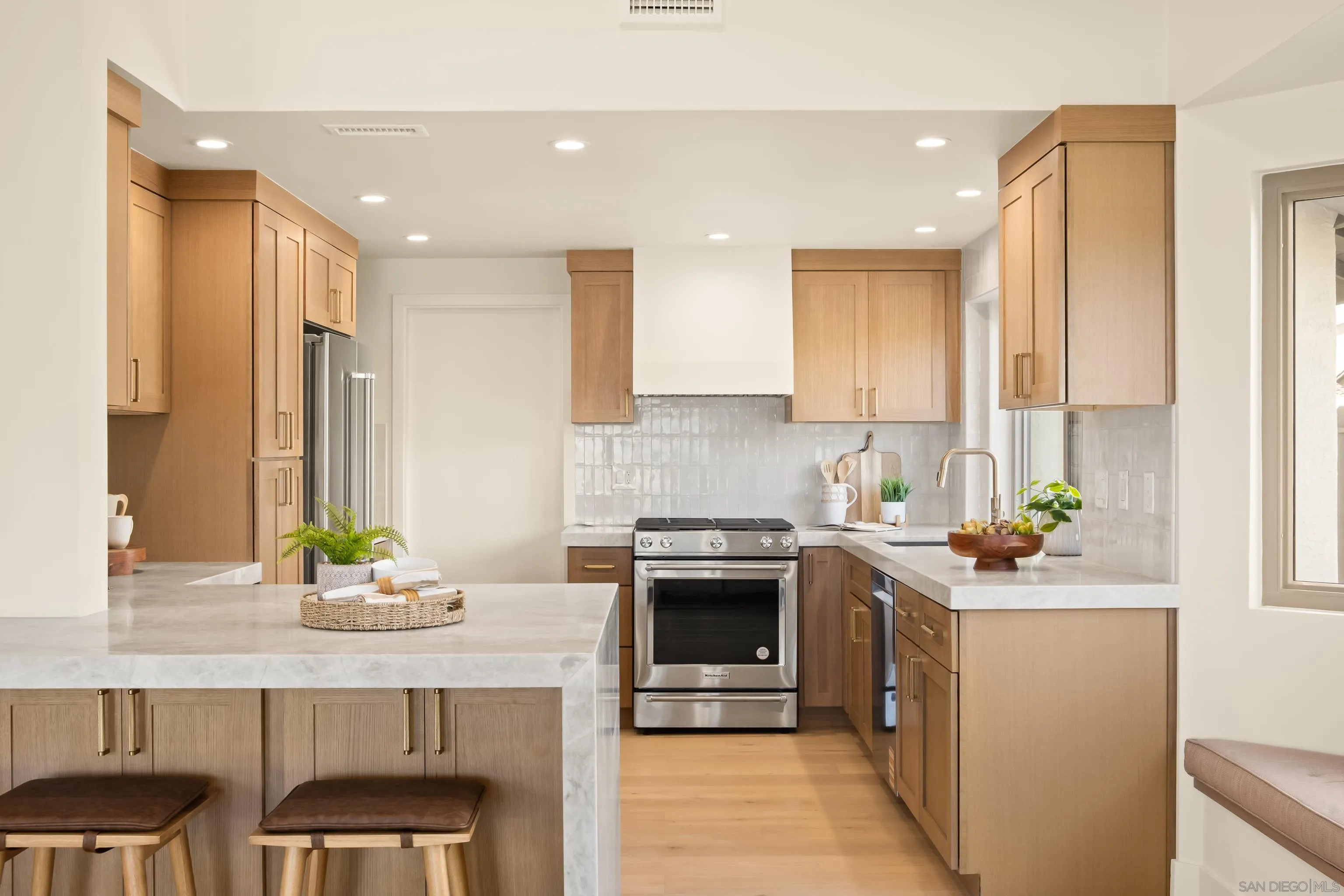 https://cdn.realtyfeed.com/cdn/127/260005227/7518ee6bbb29f978814b7b6f1e1995bd.webp