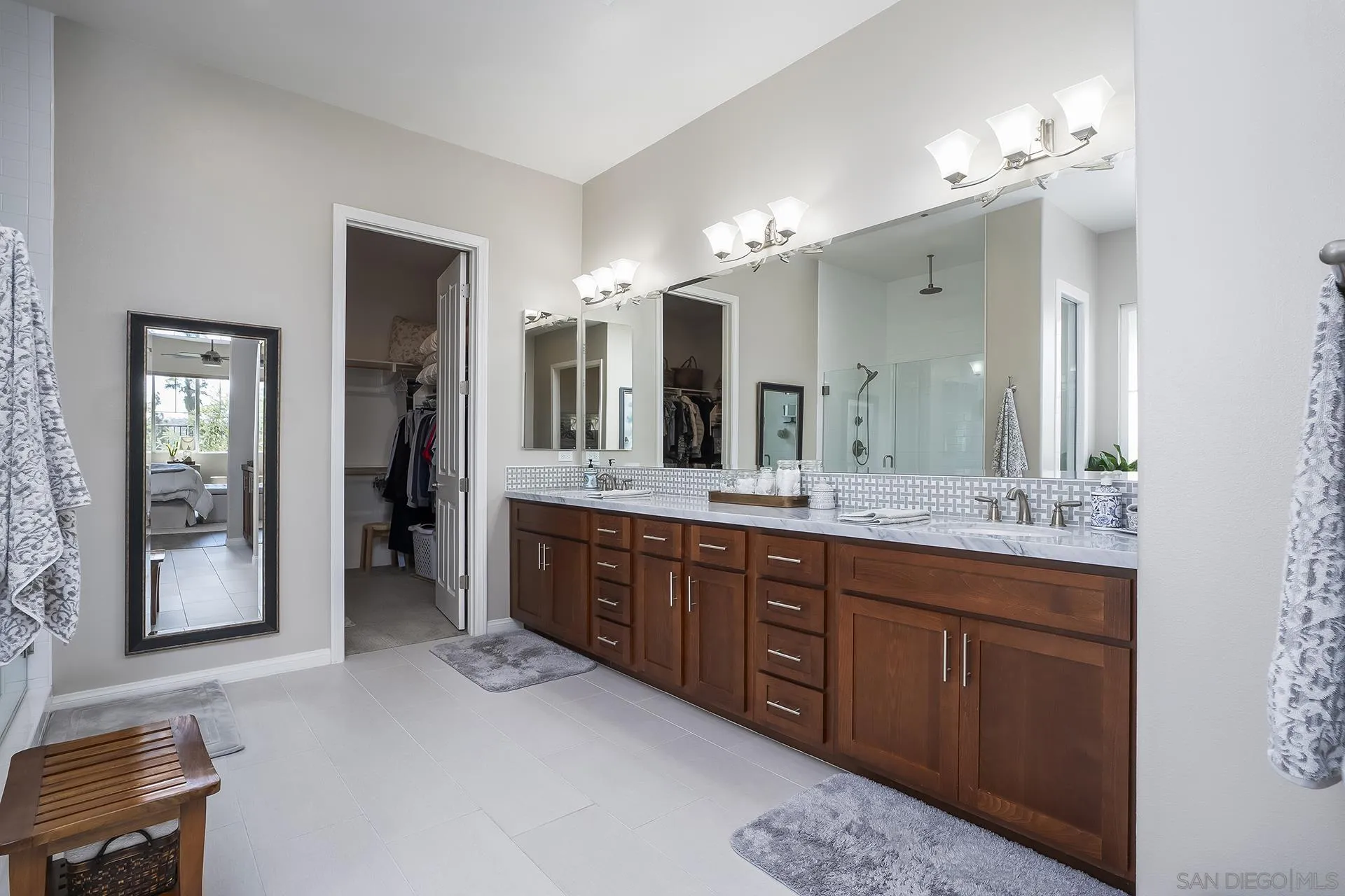 https://cdn.realtyfeed.com/cdn/127/260005232/31918553c491afdc811681dd0de52102.webp