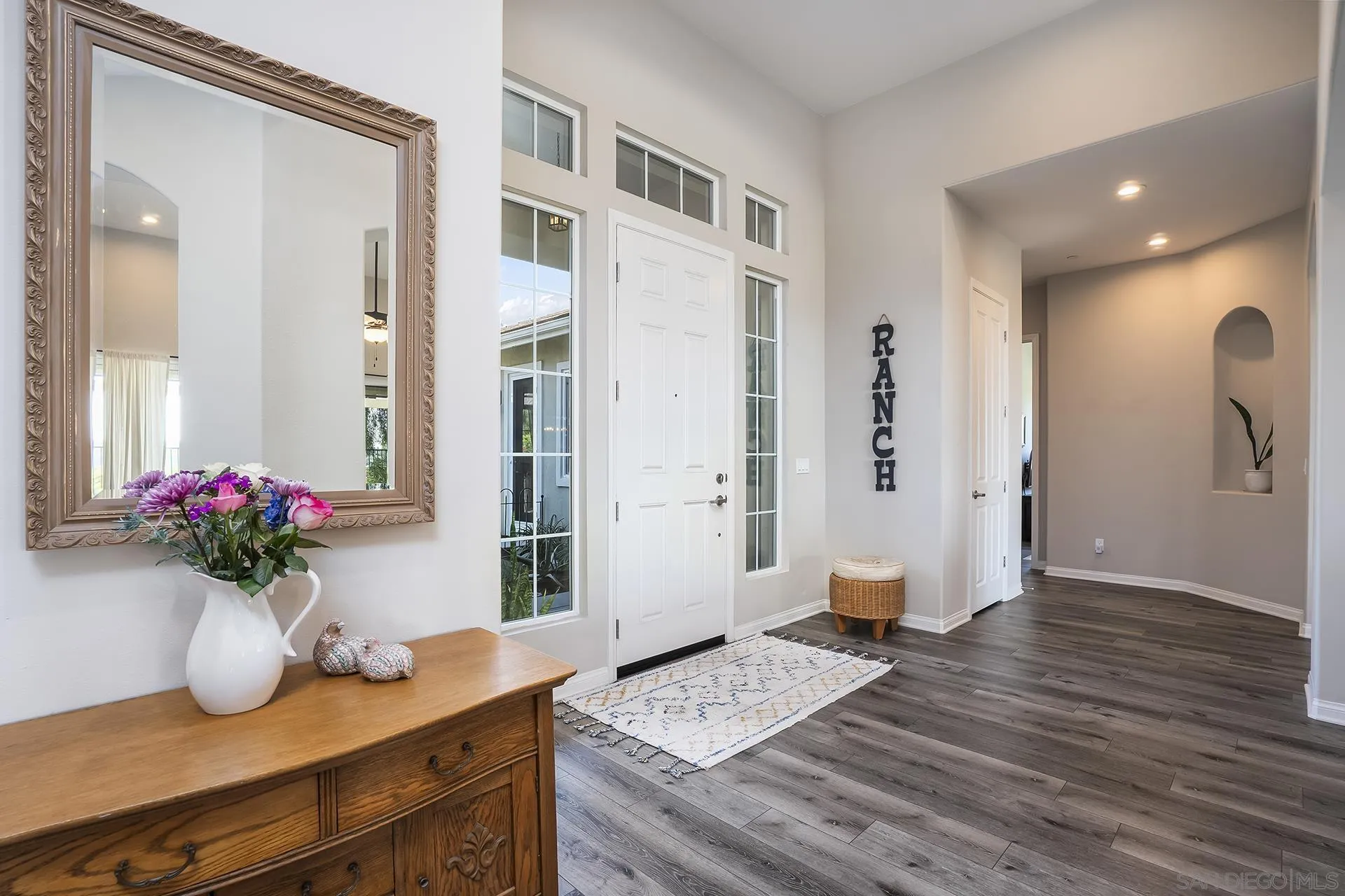 https://cdn.realtyfeed.com/cdn/127/260005232/8a1f4a001c39a4519e49889be9a1e8dc.webp