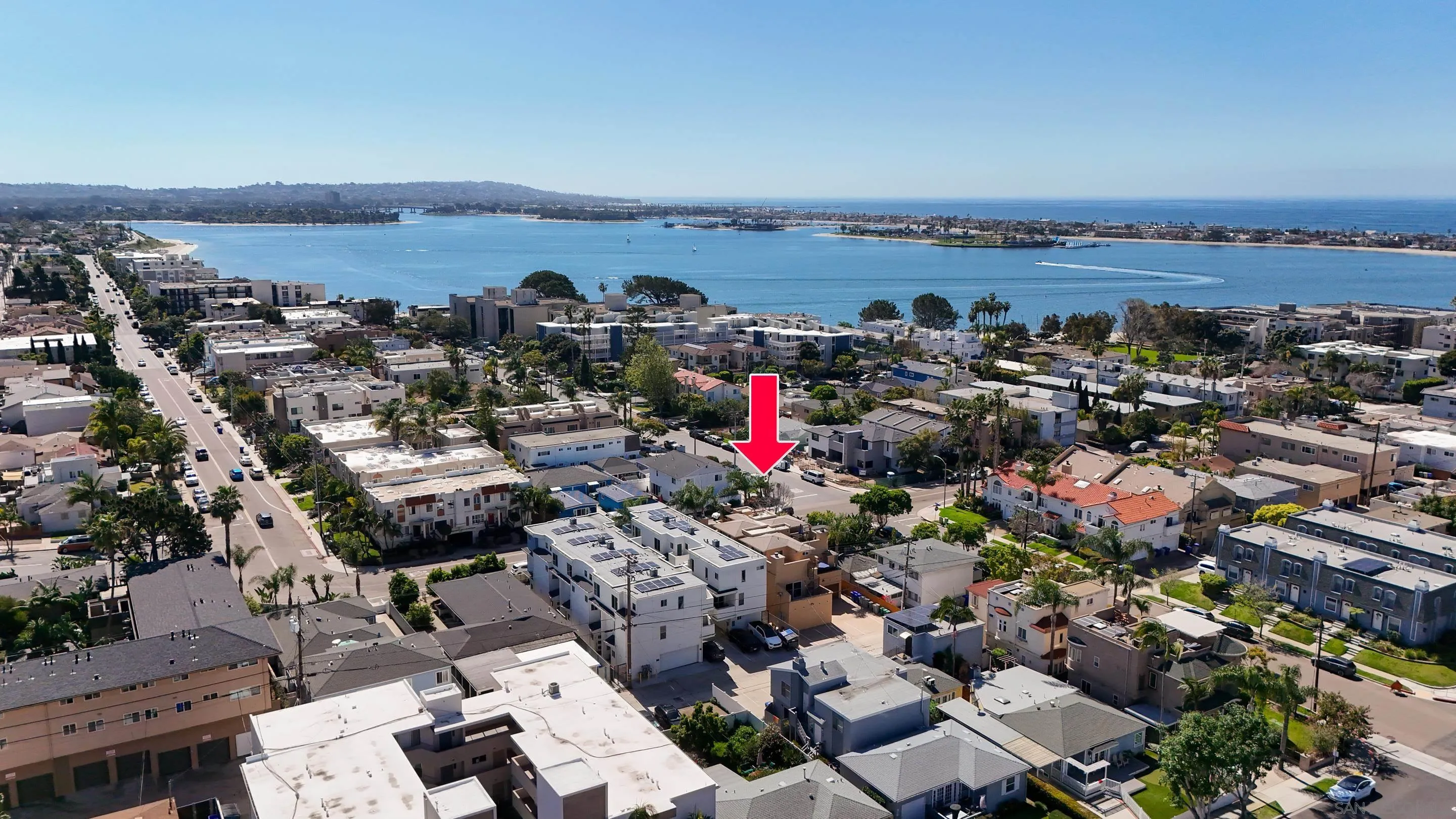 https://cdn.realtyfeed.com/cdn/127/260005236/b9d043f52d23998a9210ab2ee73b7370.webp