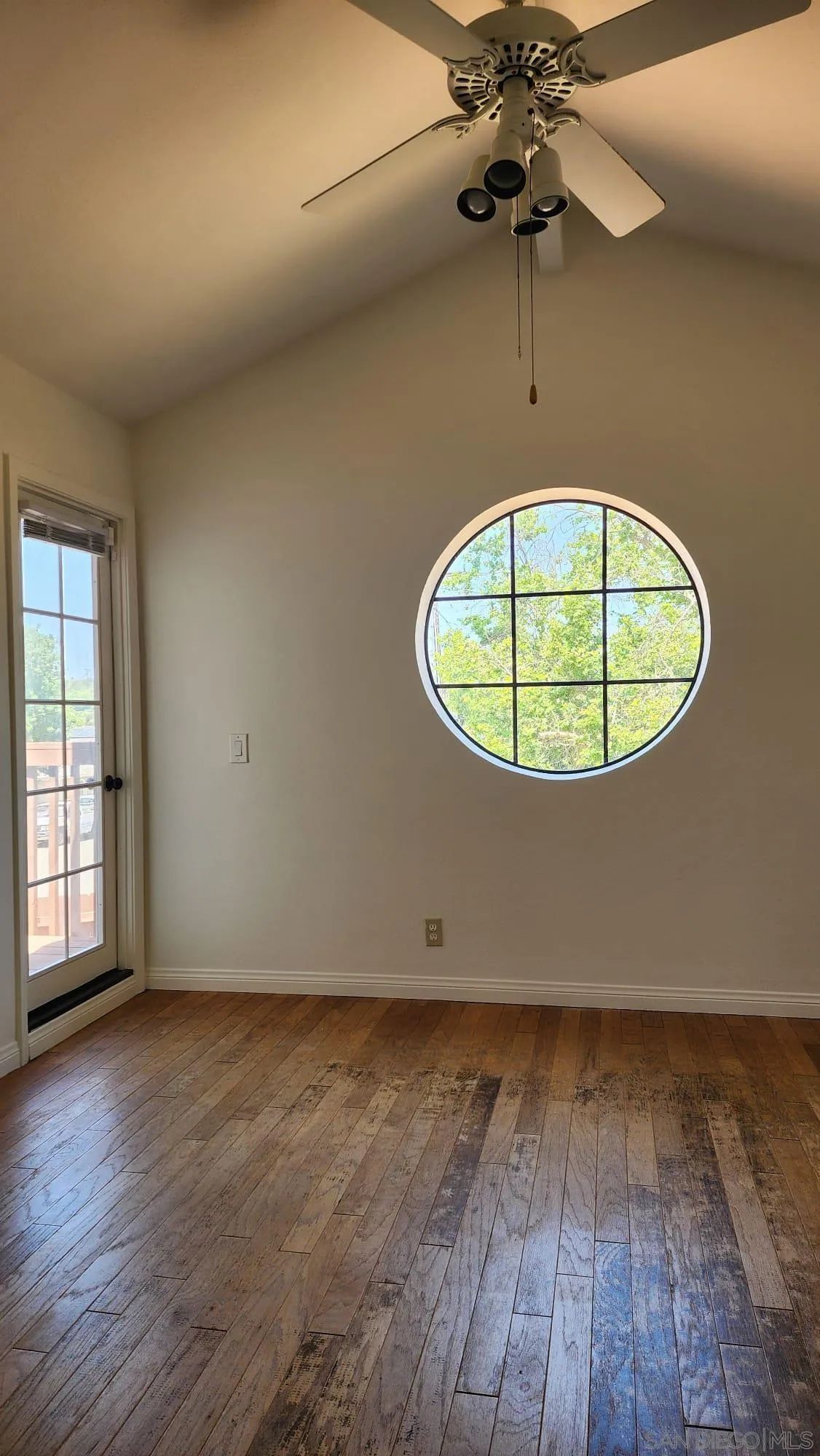 https://cdn.realtyfeed.com/cdn/127/260005238/89e364a40c89a7aafd2b6fe800d0dee2.webp