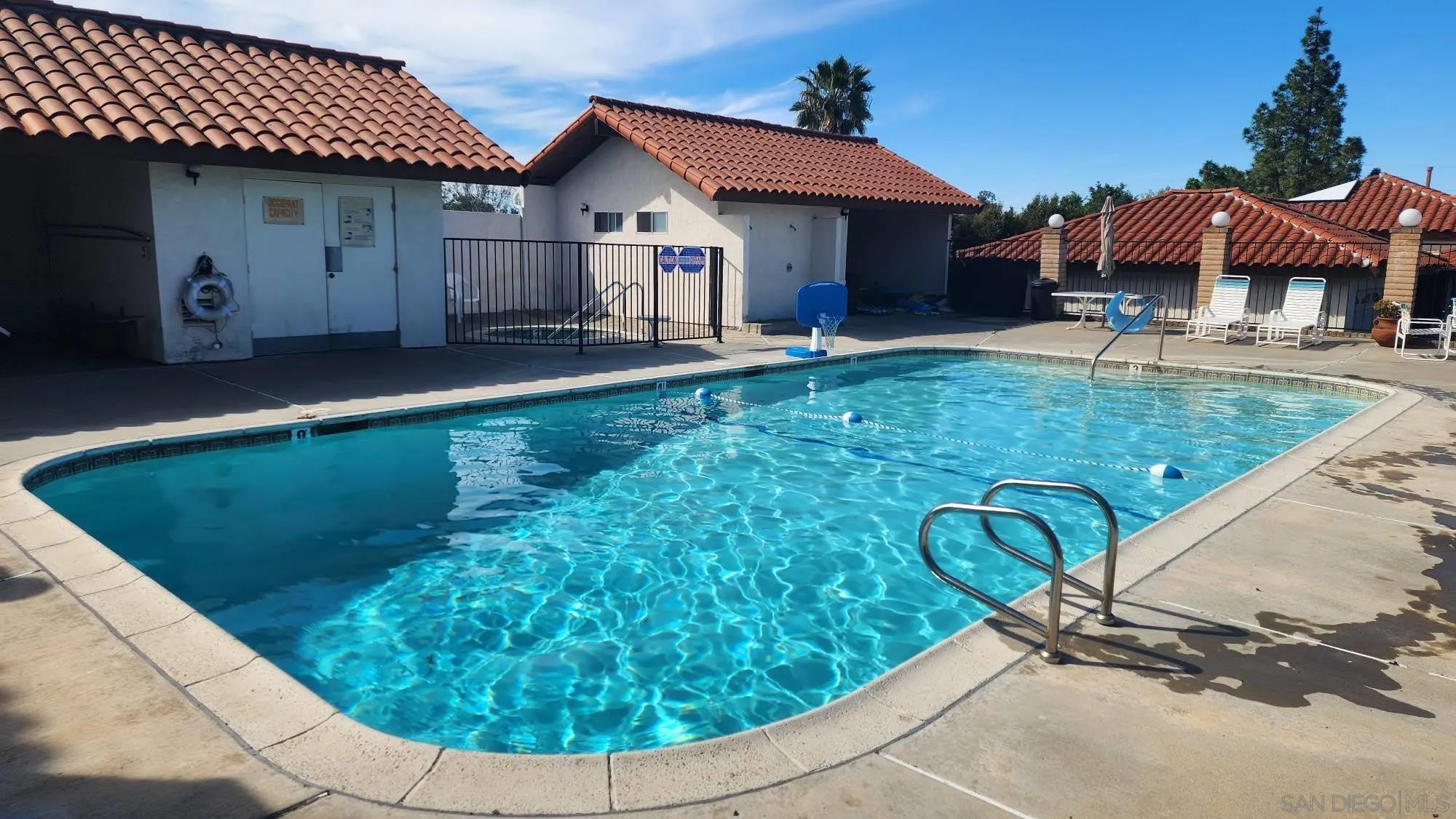 https://cdn.realtyfeed.com/cdn/127/260005238/9a0bd170dd25985cc09b3210e78fc52f.webp