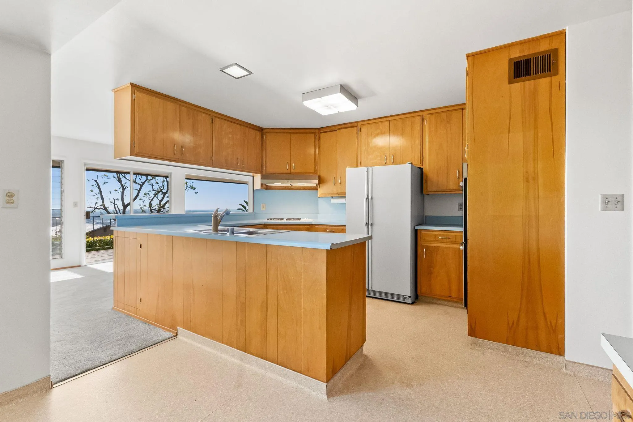 https://cdn.realtyfeed.com/cdn/127/260005239/9c2f60afa730d929b0d8131d6c1c9c1c.webp