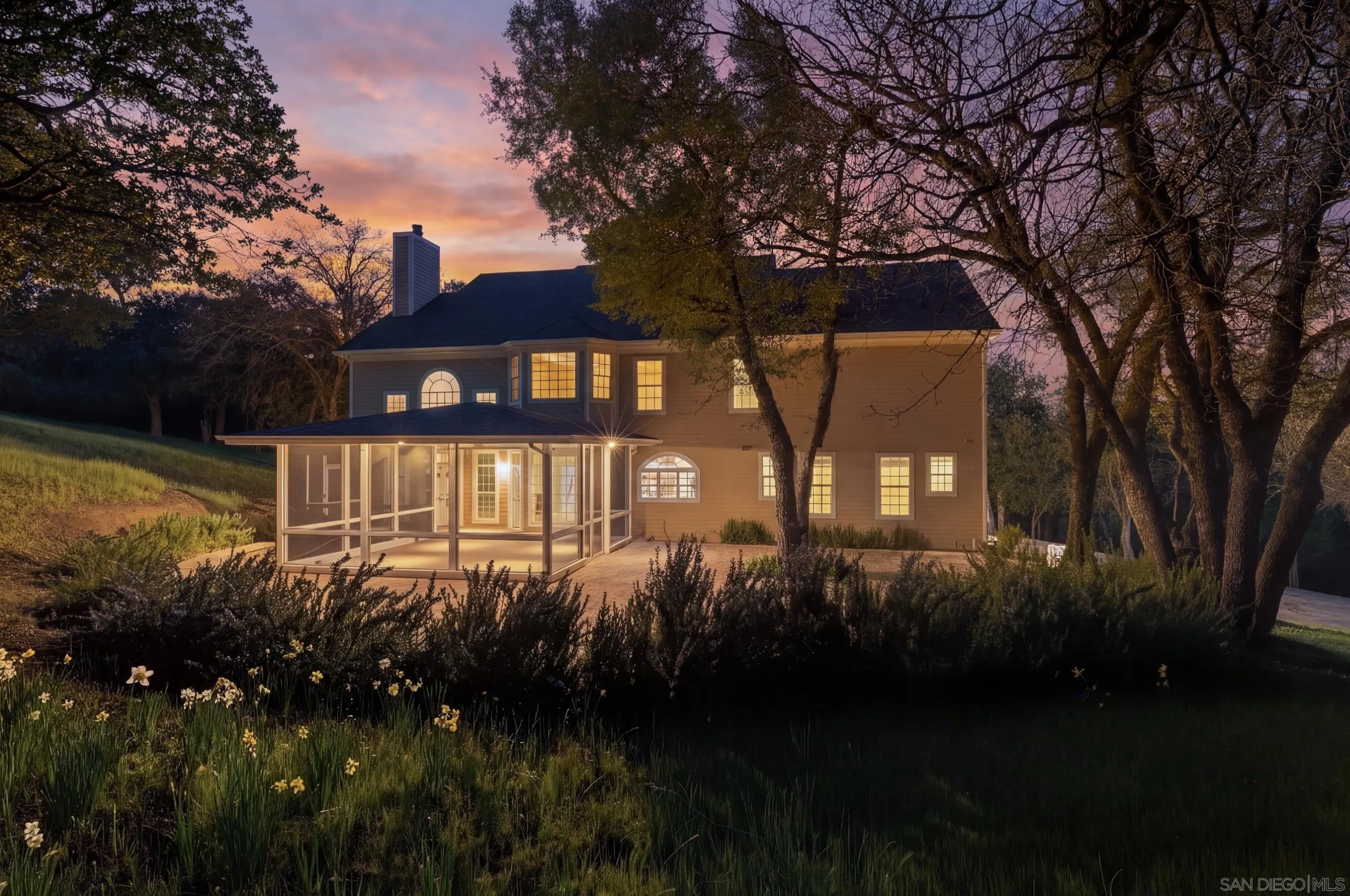 https://cdn.realtyfeed.com/cdn/127/260005241/0e273c1aa91c39c54ba5f42ede13be41.webp