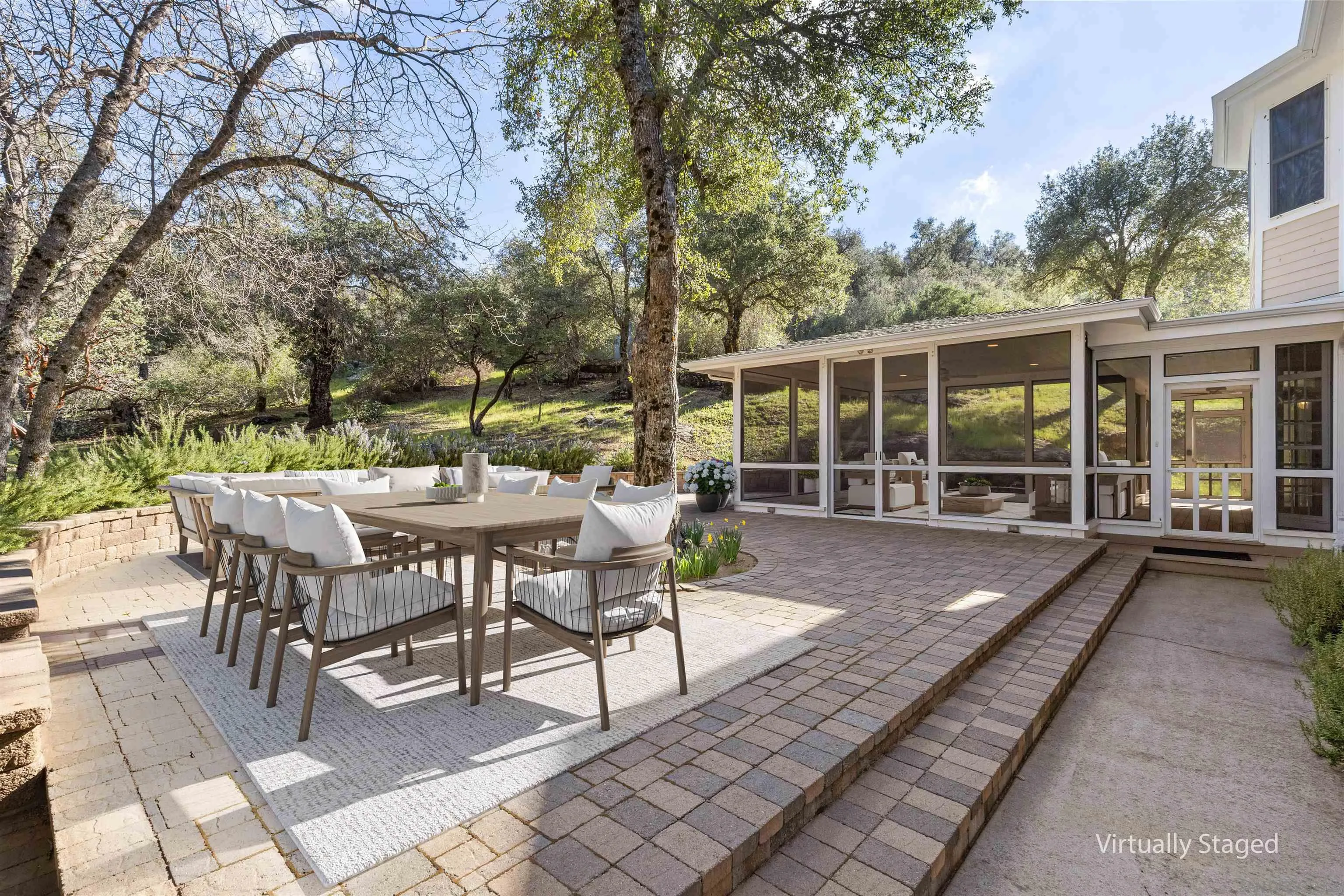 https://cdn.realtyfeed.com/cdn/127/260005241/4c5a42356c98c8821d9541093c145e2a.webp