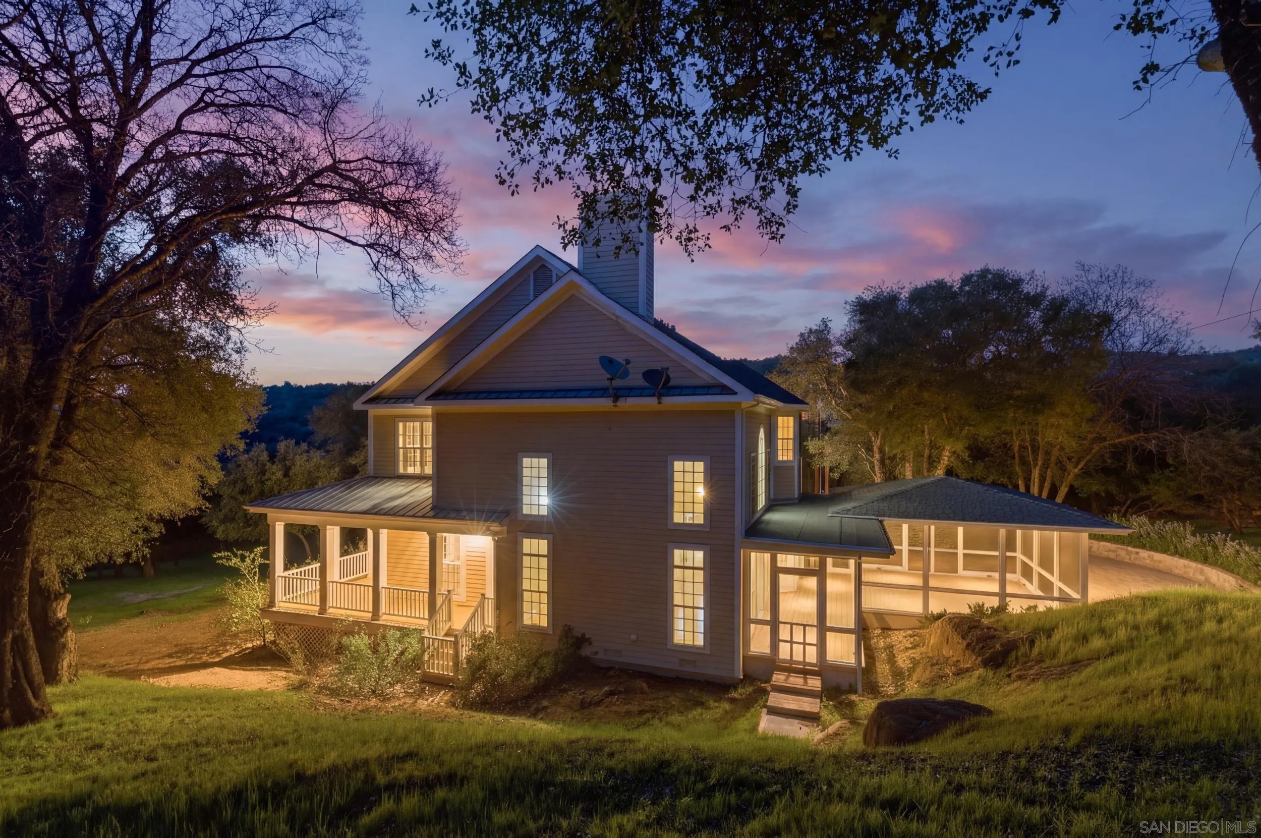 https://cdn.realtyfeed.com/cdn/127/260005241/82030edfb62f2a990d01b8d7e8bb9c6f.webp