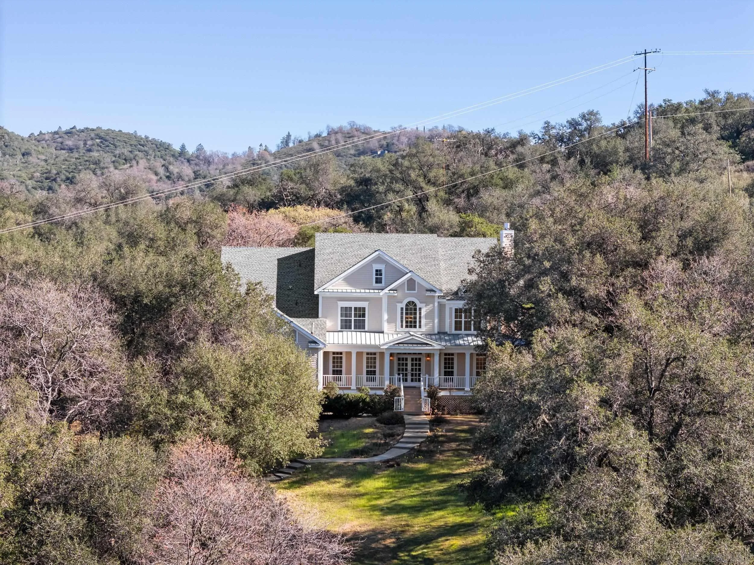 https://cdn.realtyfeed.com/cdn/127/260005241/835ff1aea5c605e9007a9ac305ba1653.webp