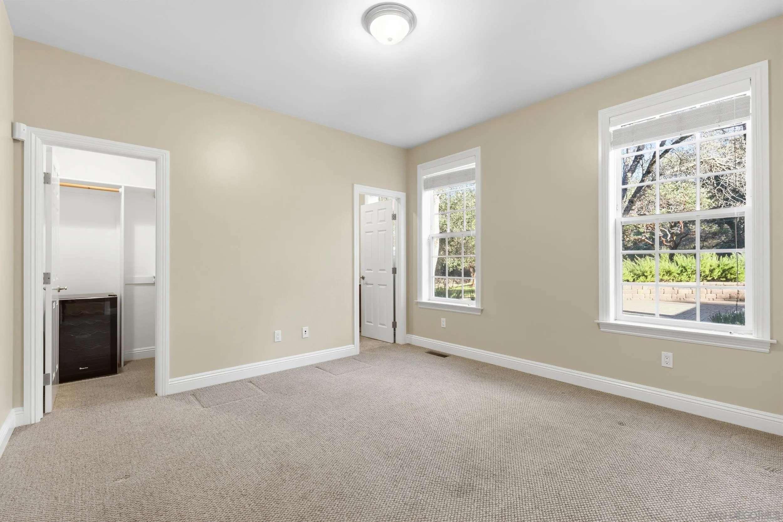 https://cdn.realtyfeed.com/cdn/127/260005241/a3969a56bf33e33b80d34b1467ed65ce.webp