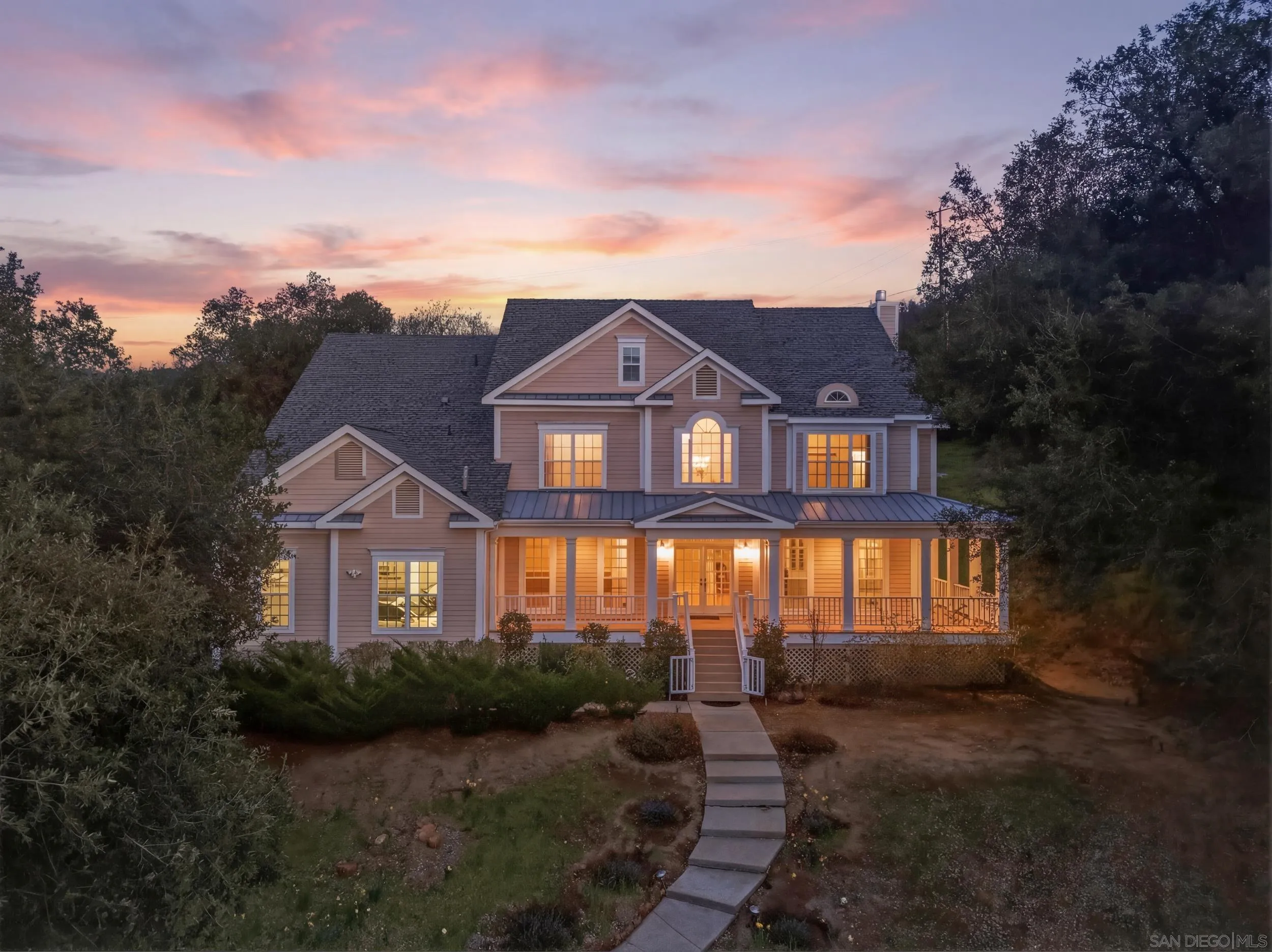 https://cdn.realtyfeed.com/cdn/127/260005241/bb4ba2dc57cc3decb03b18321f28663a.webp