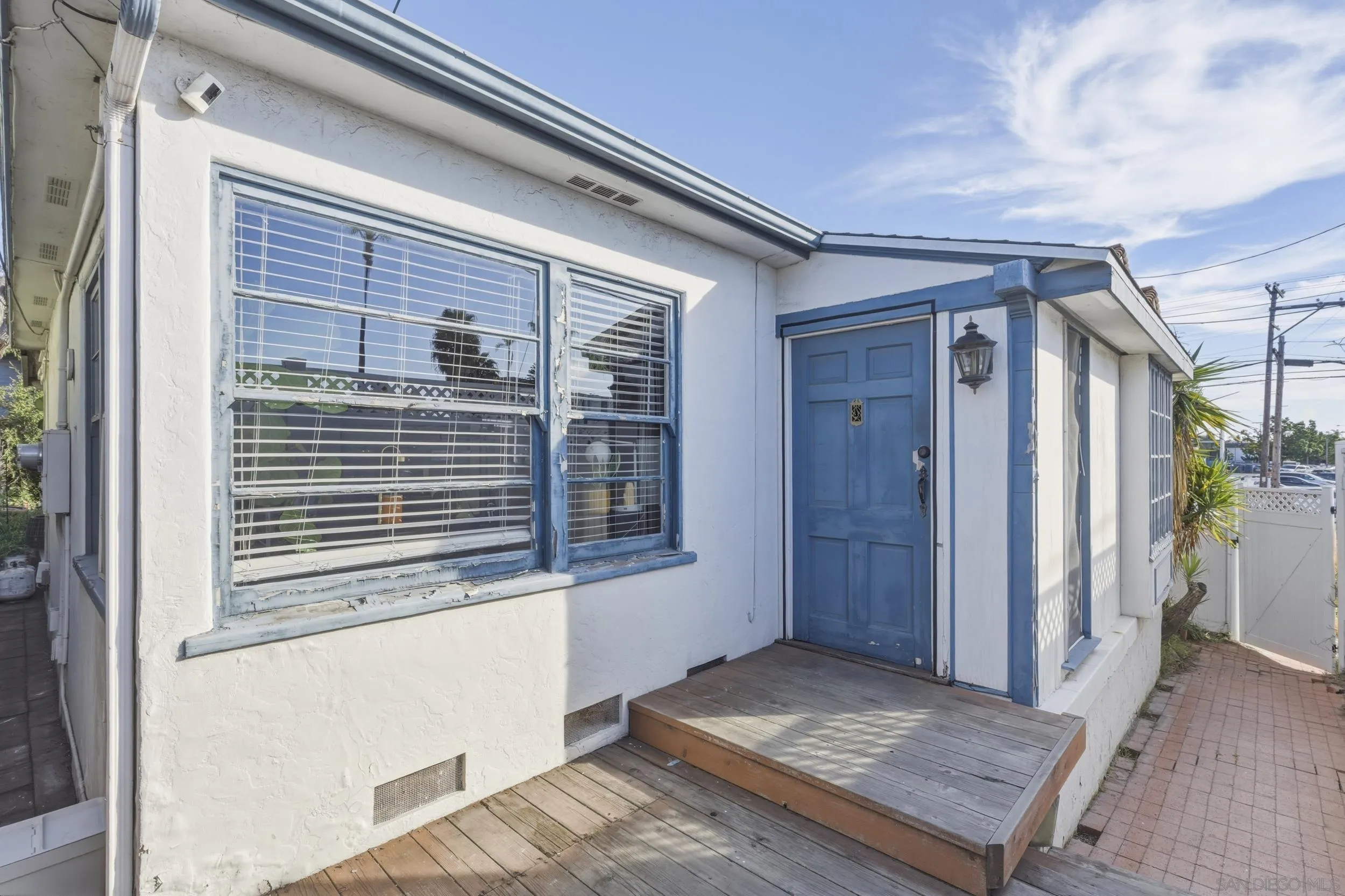 https://cdn.realtyfeed.com/cdn/127/260005242/3c26d387b198d489f38d0be1fcfa4997.webp