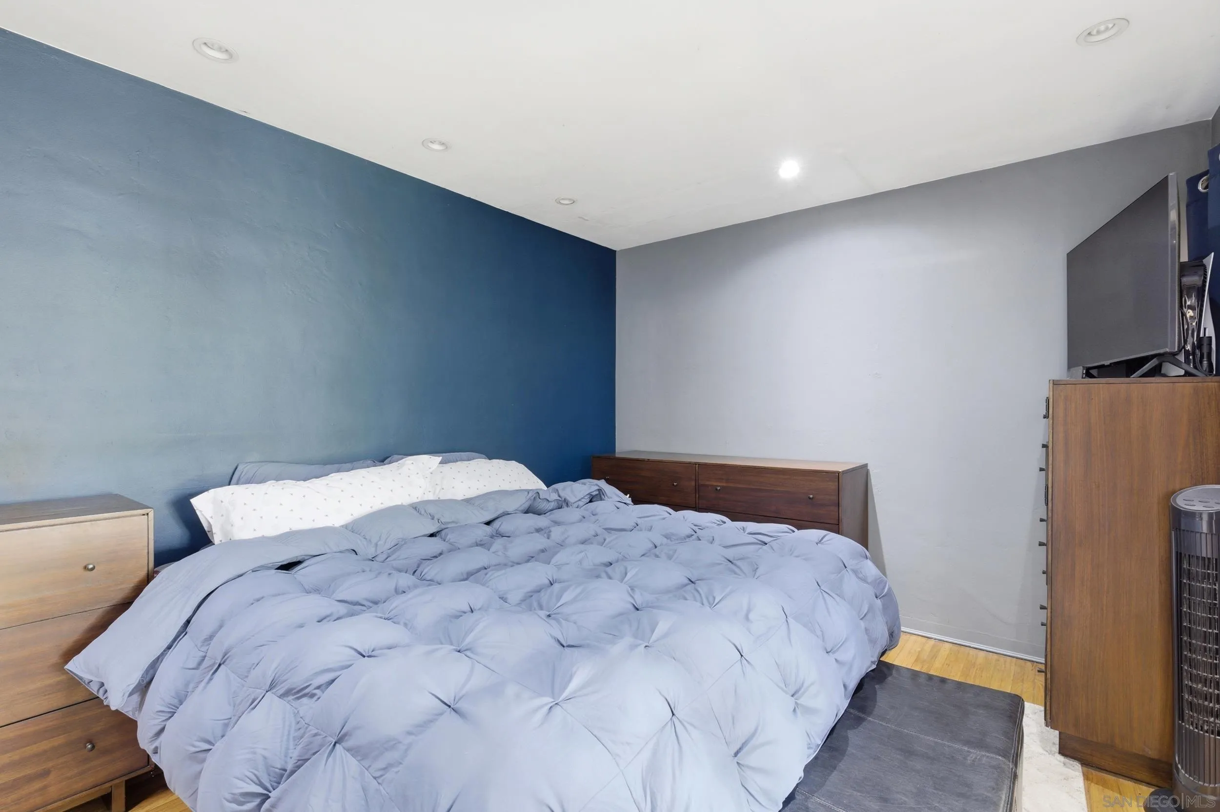 https://cdn.realtyfeed.com/cdn/127/260005242/a3893157909eb5d49c5c2aa5446fd6d2.webp