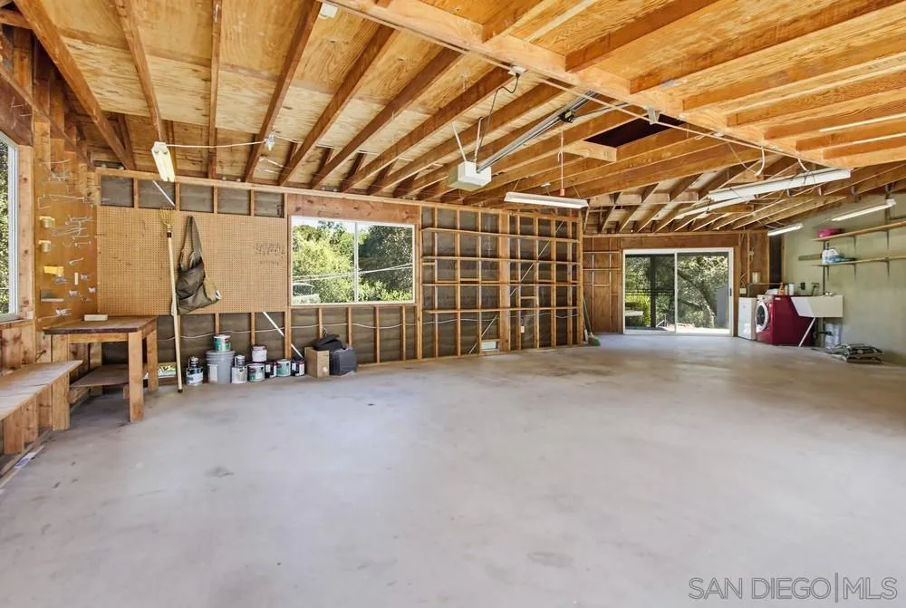 https://cdn.realtyfeed.com/cdn/127/260005246/57da16a25962679ef1d4892414e03c43.webp