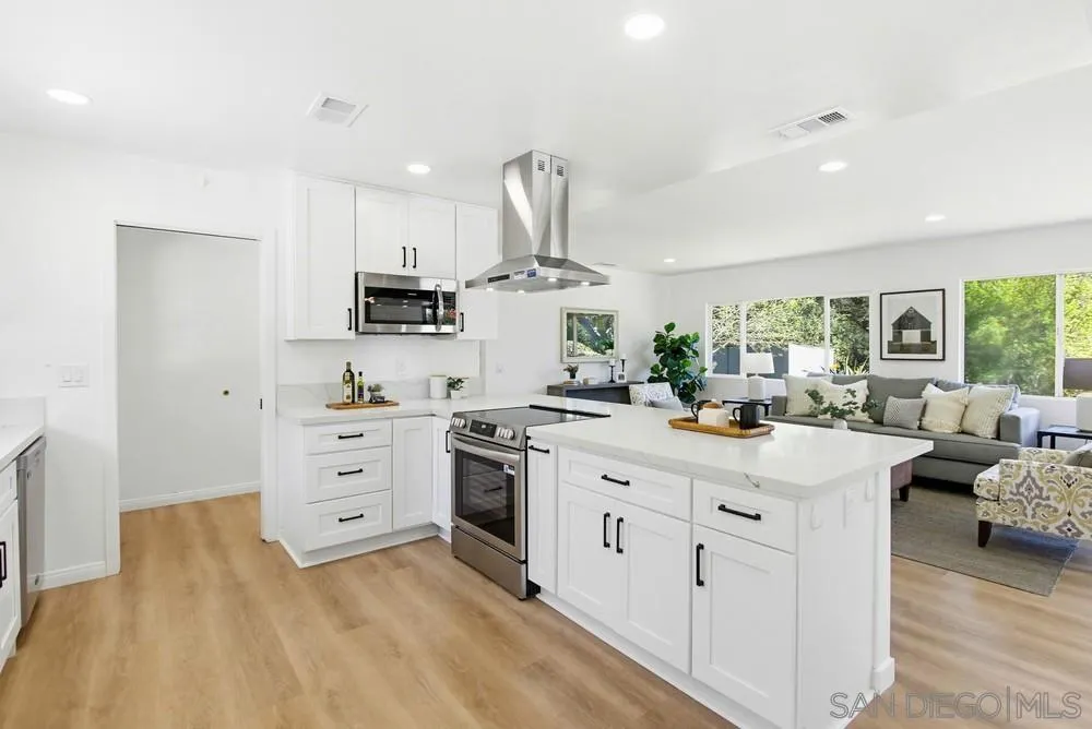 https://cdn.realtyfeed.com/cdn/127/260005246/6ac65024b5101190181d8c7a3093c1dc.webp