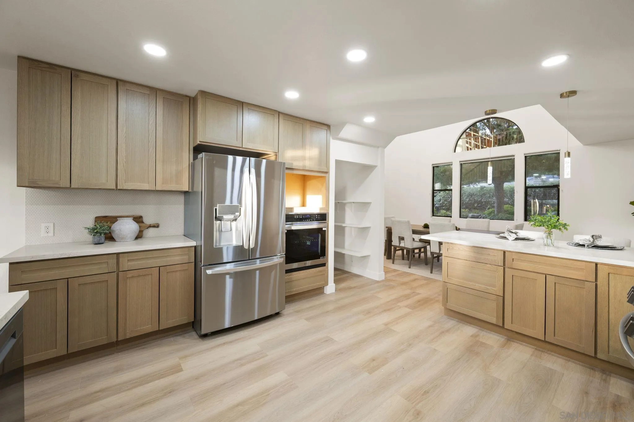 https://cdn.realtyfeed.com/cdn/127/260005249/6572b59c80049e5e649992169a0b6ee5.webp