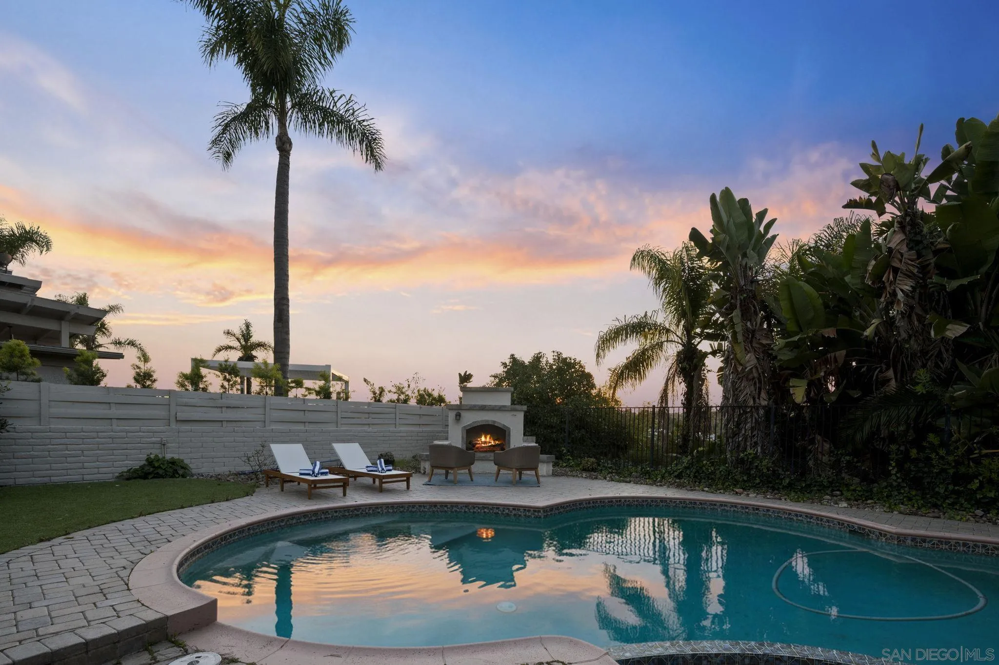 https://cdn.realtyfeed.com/cdn/127/260005249/9dd4f391b2391ed9593691c2b0c4f199.webp