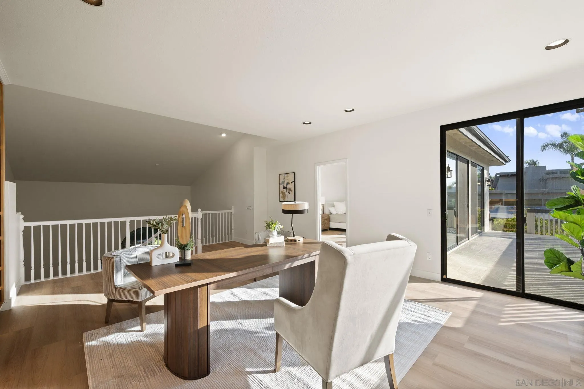 https://cdn.realtyfeed.com/cdn/127/260005249/c82e7fb18626a27bd0208da90255a089.webp