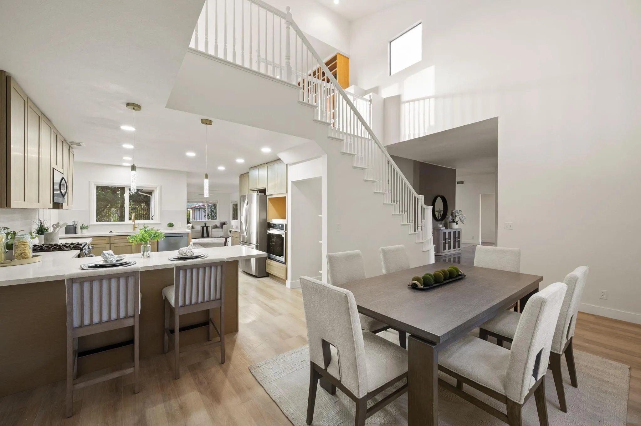 https://cdn.realtyfeed.com/cdn/127/260005249/c9276b167933c85384065ca59f0d4f59.webp