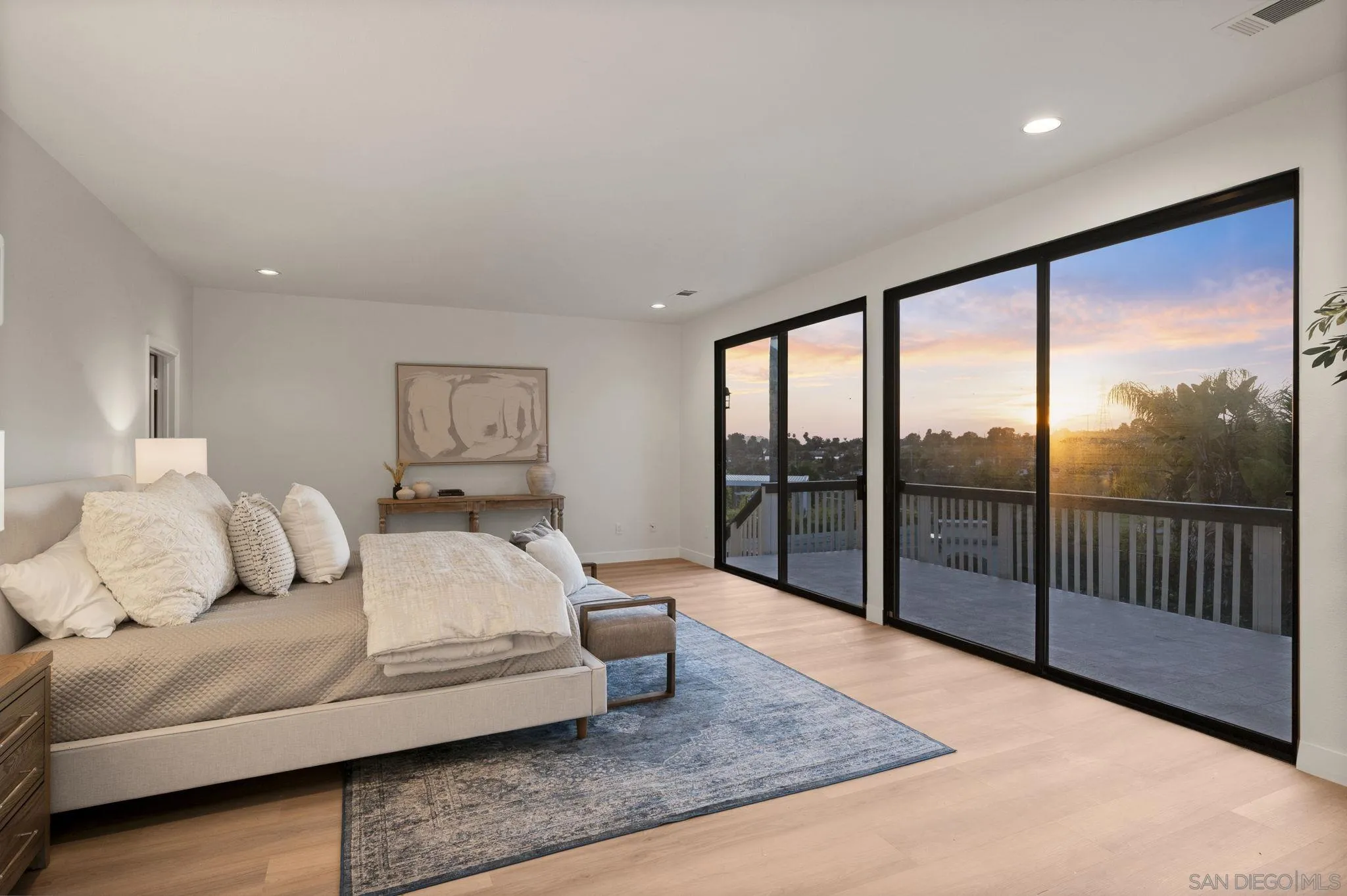 https://cdn.realtyfeed.com/cdn/127/260005249/f42f34c5f552a915df8b116664cda4b4.webp