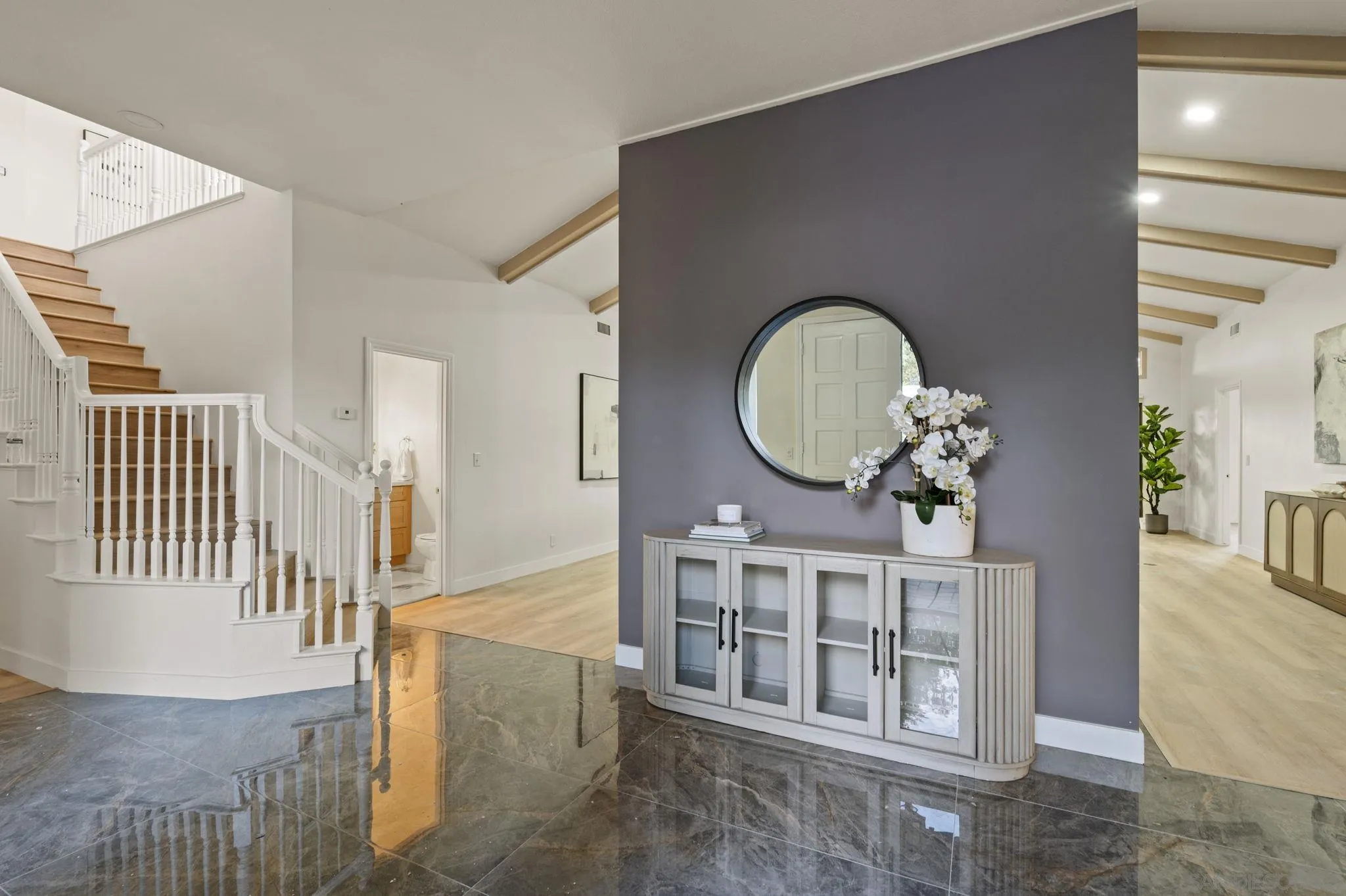 https://cdn.realtyfeed.com/cdn/127/260005249/ff7e519883962df78f14b09c16e40b37.webp