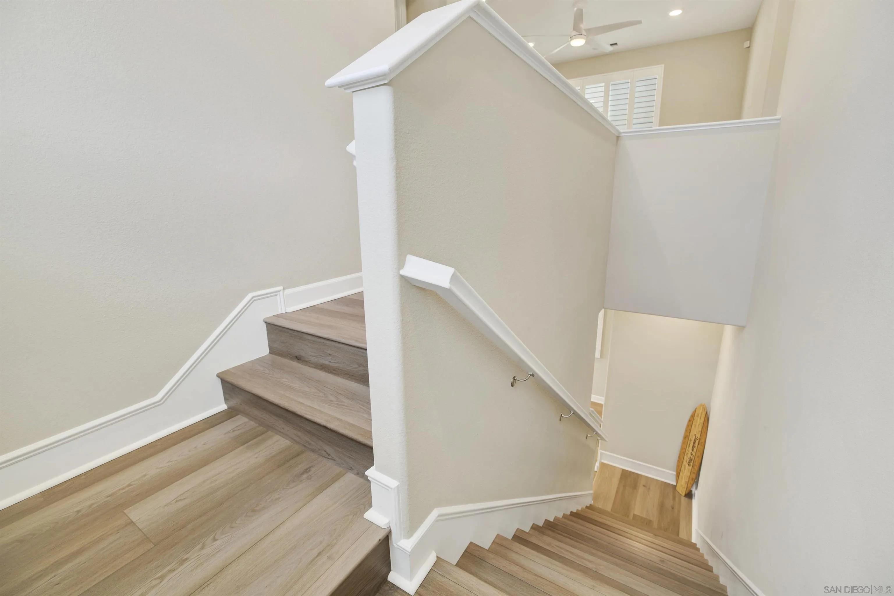 https://cdn.realtyfeed.com/cdn/127/260005257/0d57c93add725029609605a8d176031a.webp