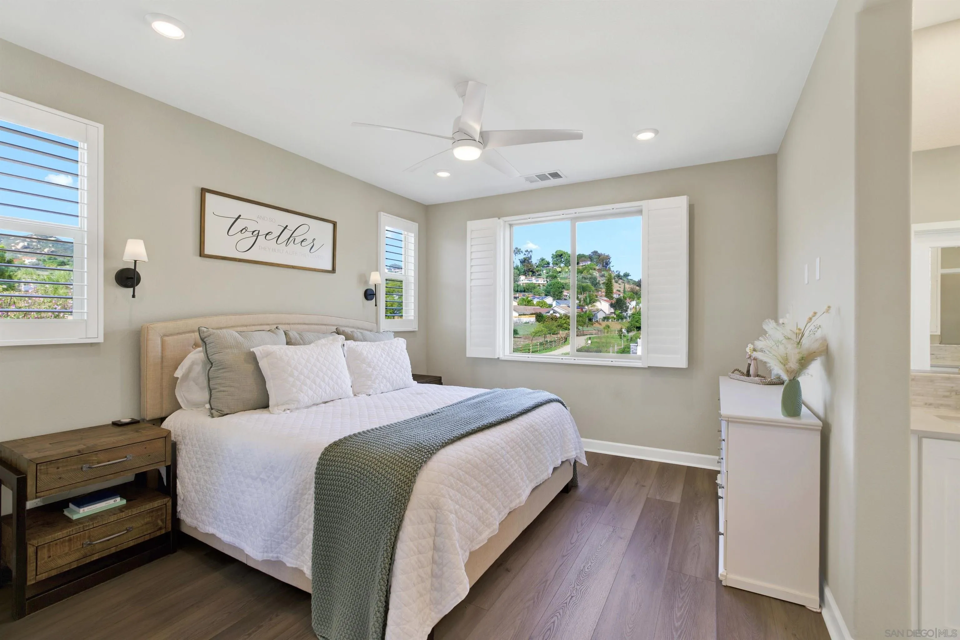 https://cdn.realtyfeed.com/cdn/127/260005257/c6e56b0e29fe24e8b21a4055e091198e.webp