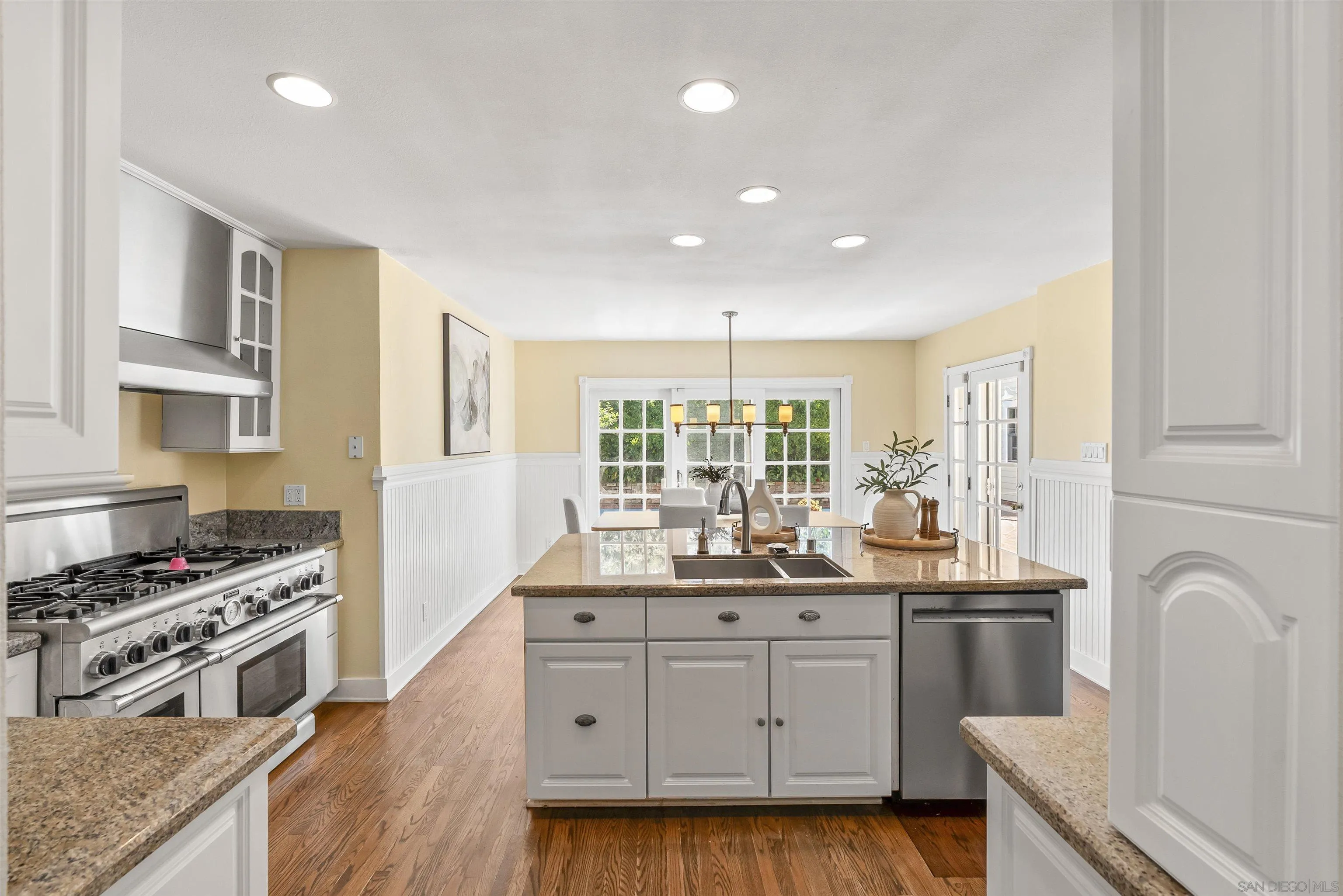 https://cdn.realtyfeed.com/cdn/127/260005258/19285a8d1dd26d7c5074bc797446d4e0.webp