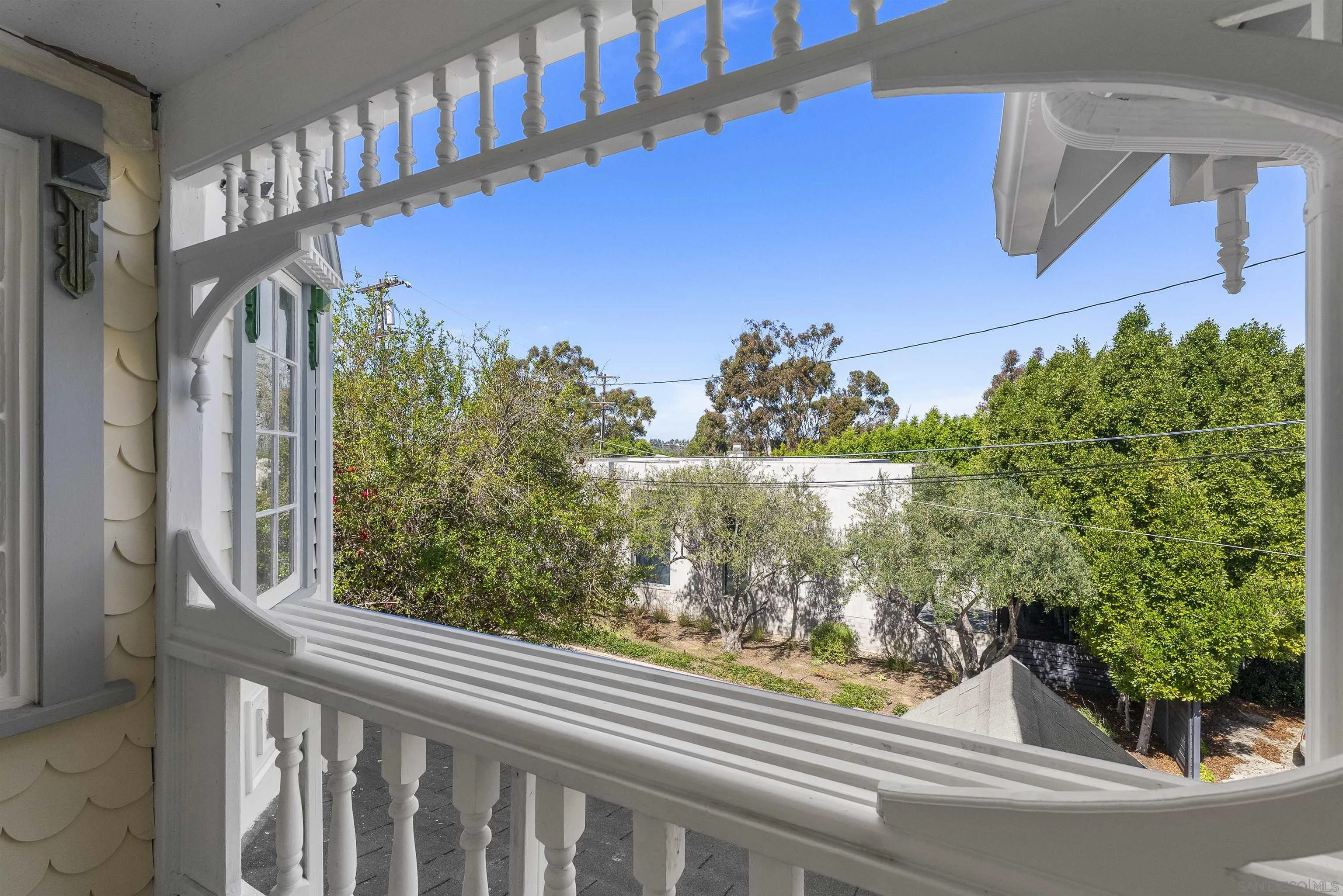 https://cdn.realtyfeed.com/cdn/127/260005258/46dd3732b2ec98bd07f298cbf707700c.webp