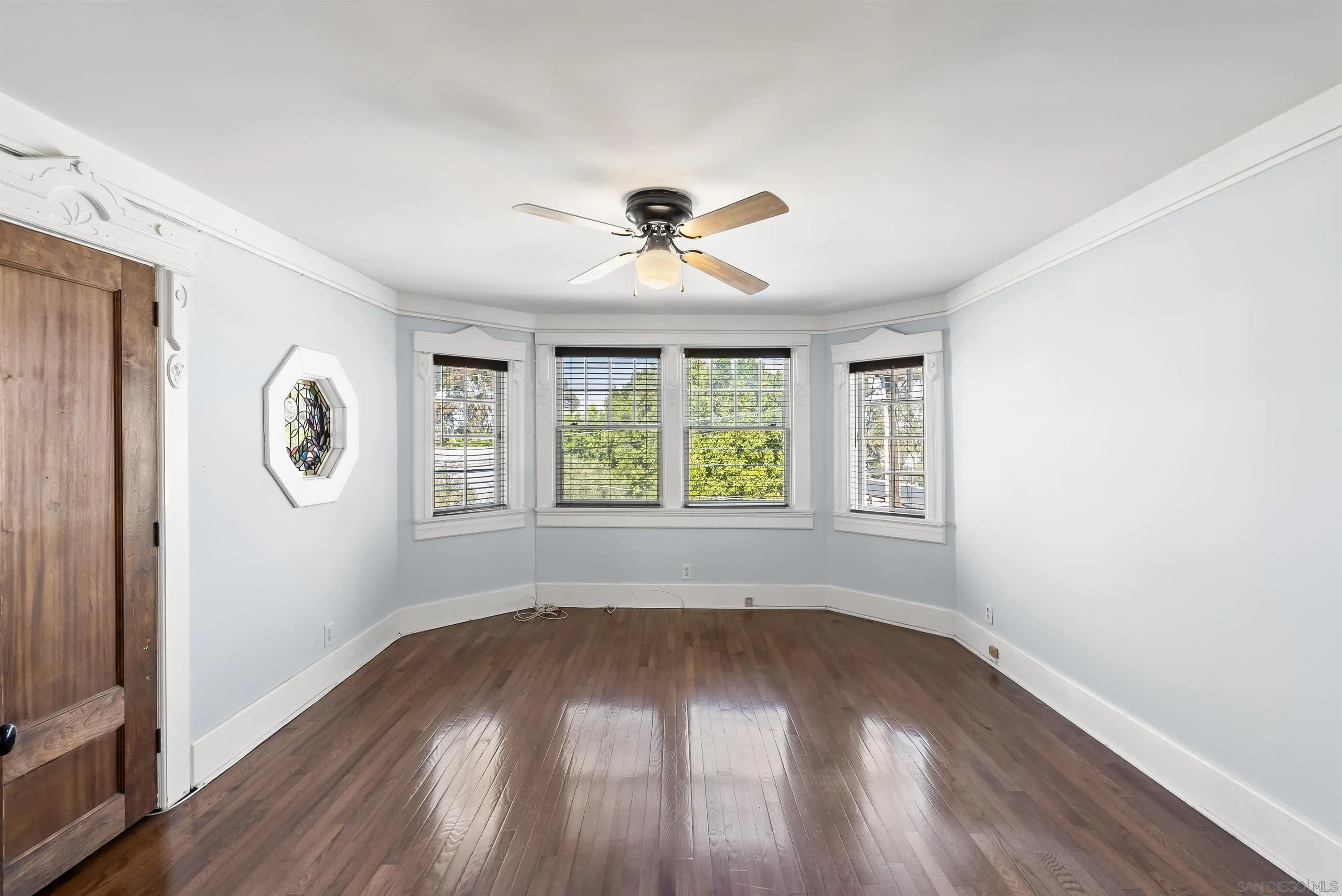 https://cdn.realtyfeed.com/cdn/127/260005258/ba7aa75f857b5f6aaae52ede7ff164d6.webp