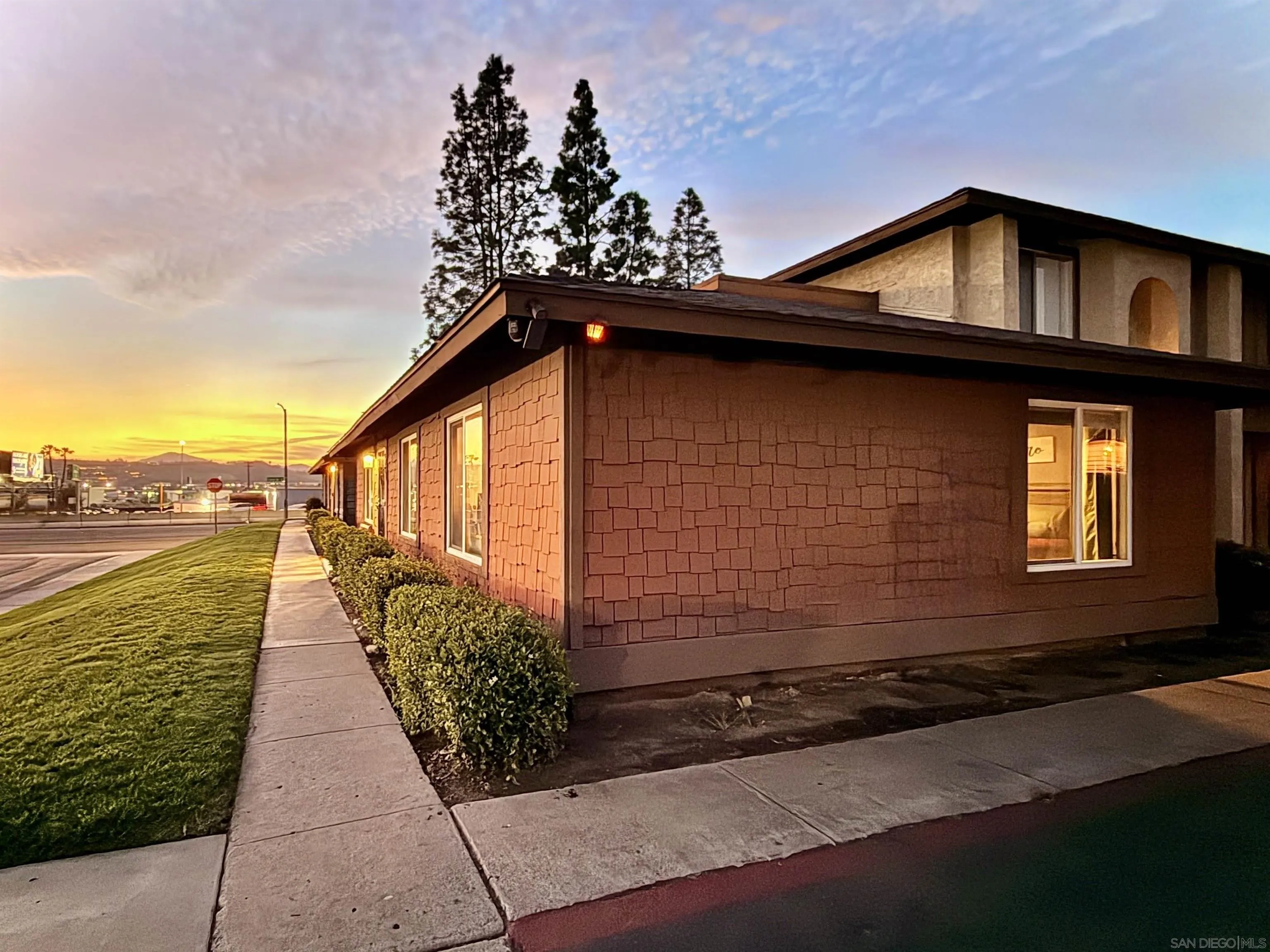 https://cdn.realtyfeed.com/cdn/127/260005266/0cebd77be5057e326813bcab26d2ff05.webp