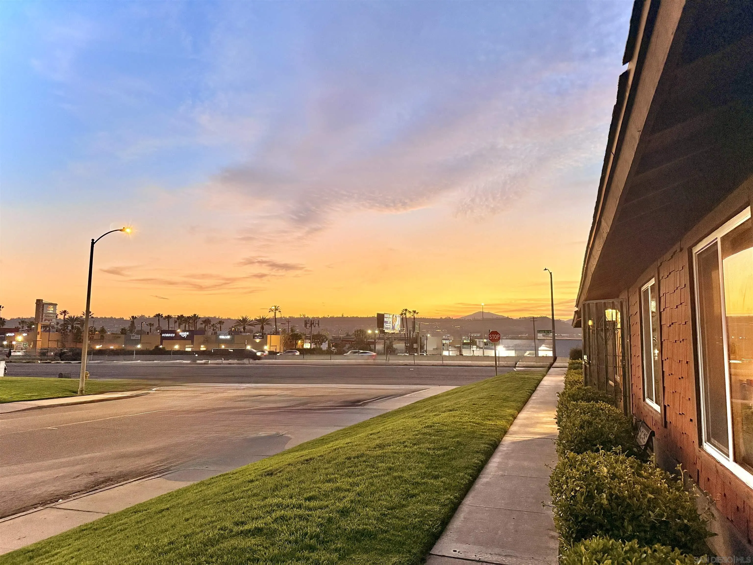 https://cdn.realtyfeed.com/cdn/127/260005266/64283bd449e89992c9121fd3c022f7d5.webp