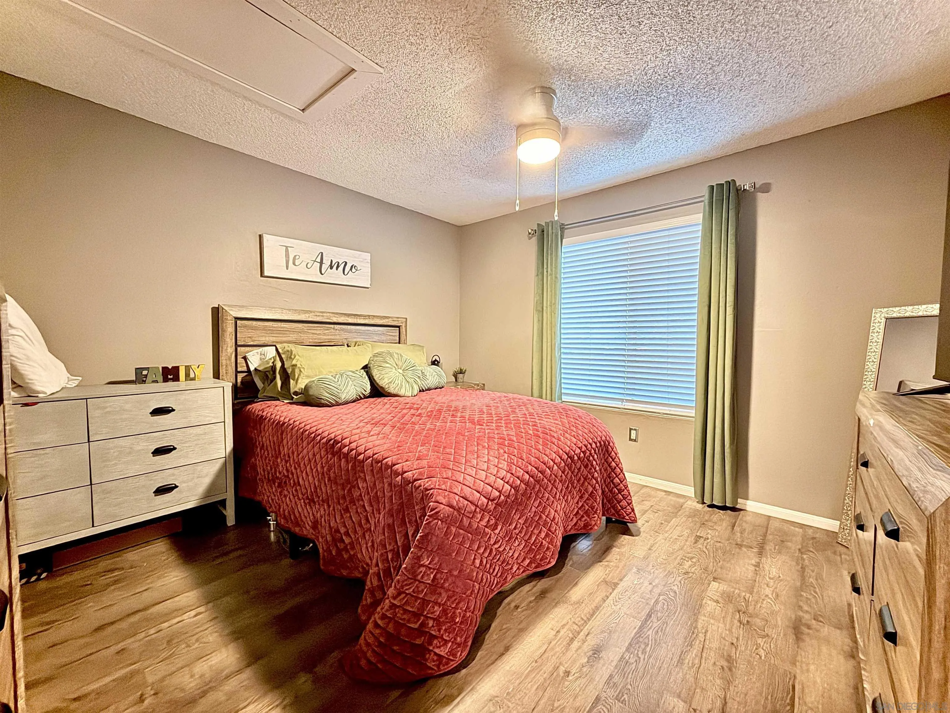 https://cdn.realtyfeed.com/cdn/127/260005266/fde58137a96932ac2f733a540c1044bf.webp