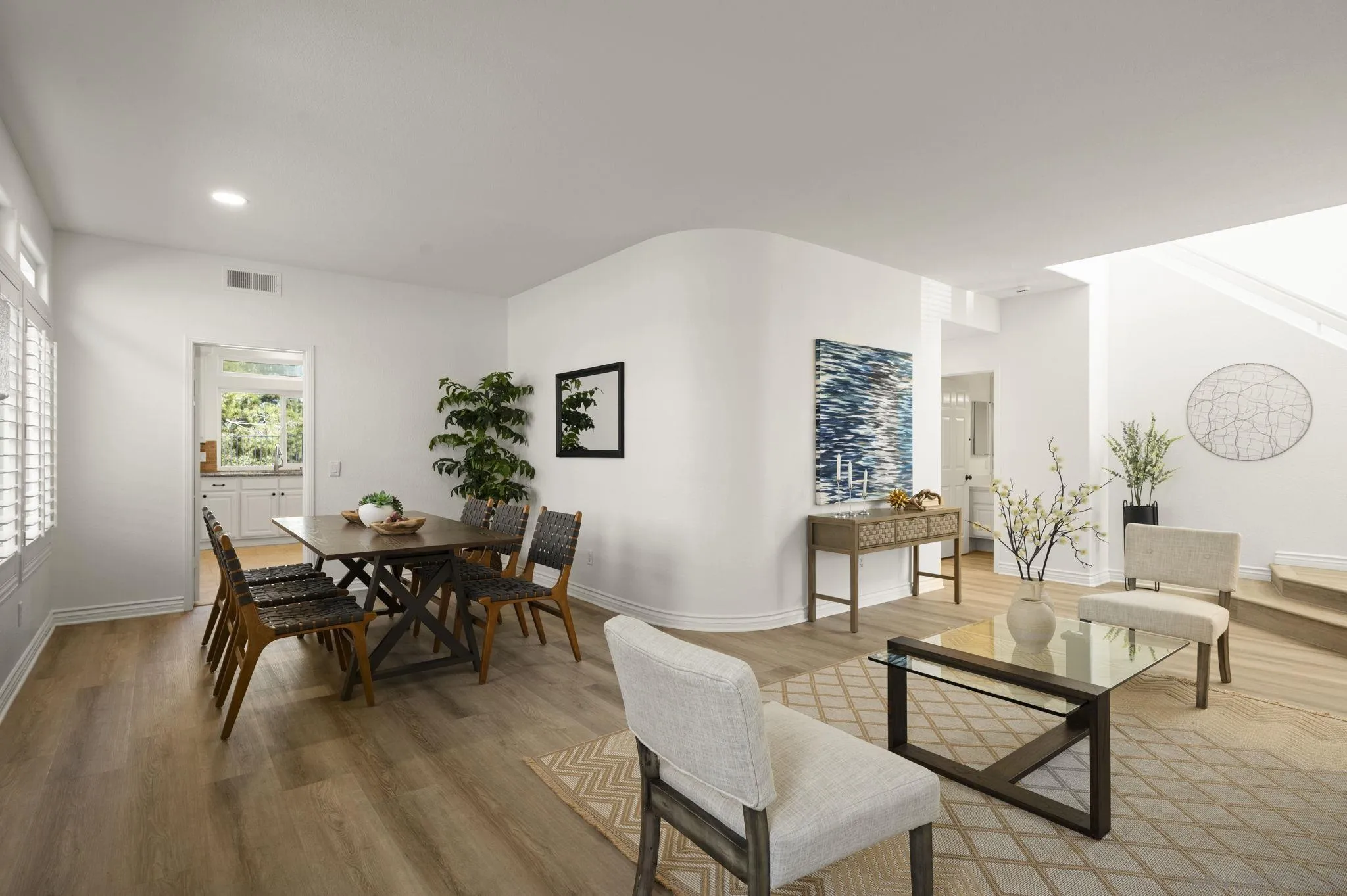 https://cdn.realtyfeed.com/cdn/127/260005270/386d24df93623983d8804388ad85890b.webp