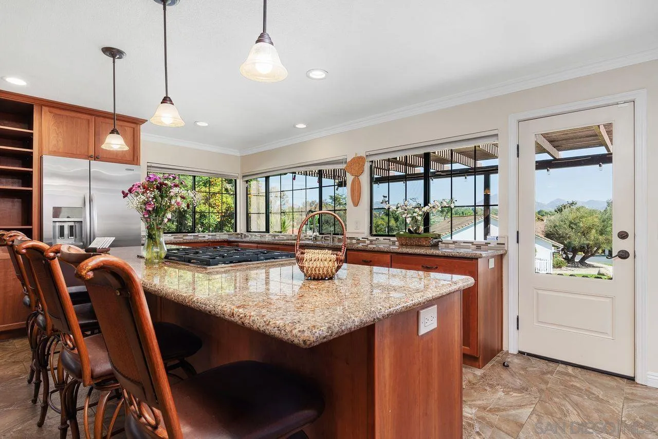 https://cdn.realtyfeed.com/cdn/127/260005274/1ef2a924e1d67c7dd2e8097144a0449b.webp