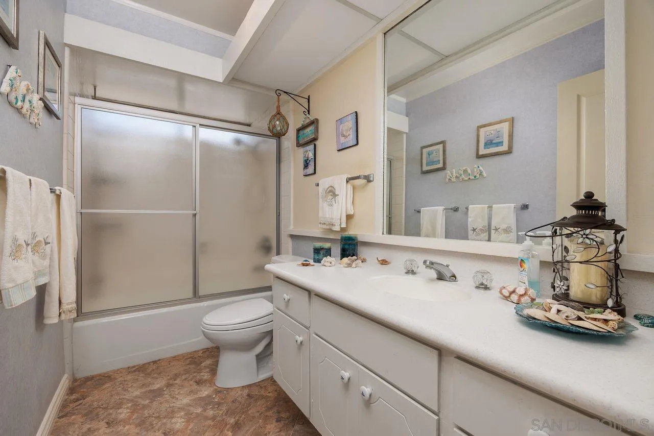 https://cdn.realtyfeed.com/cdn/127/260005274/81a450c44c070540352eb8cecff97fd4.webp