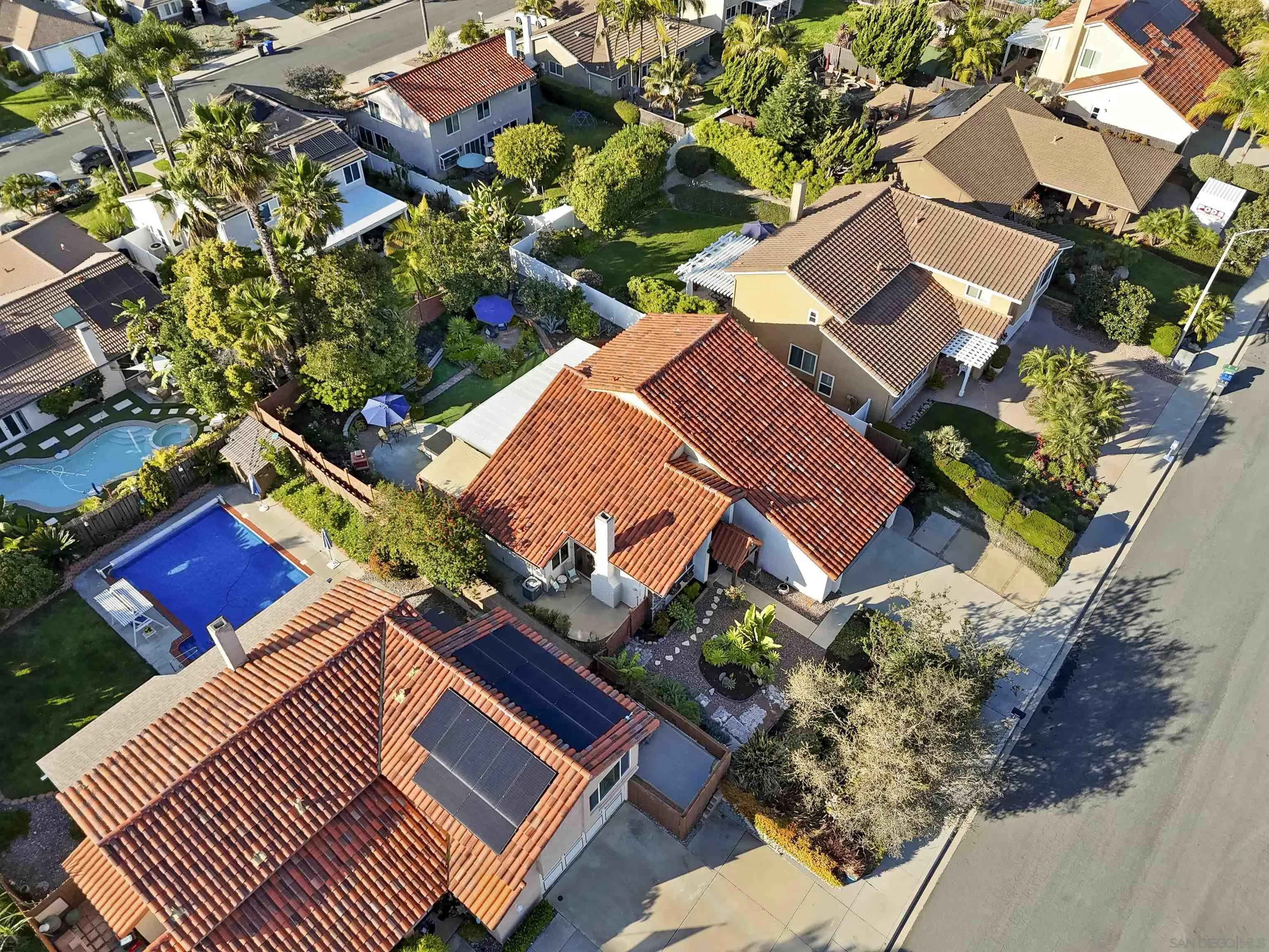 https://cdn.realtyfeed.com/cdn/127/260005276/05a03deb6785939619804d66c8fe25fc.webp