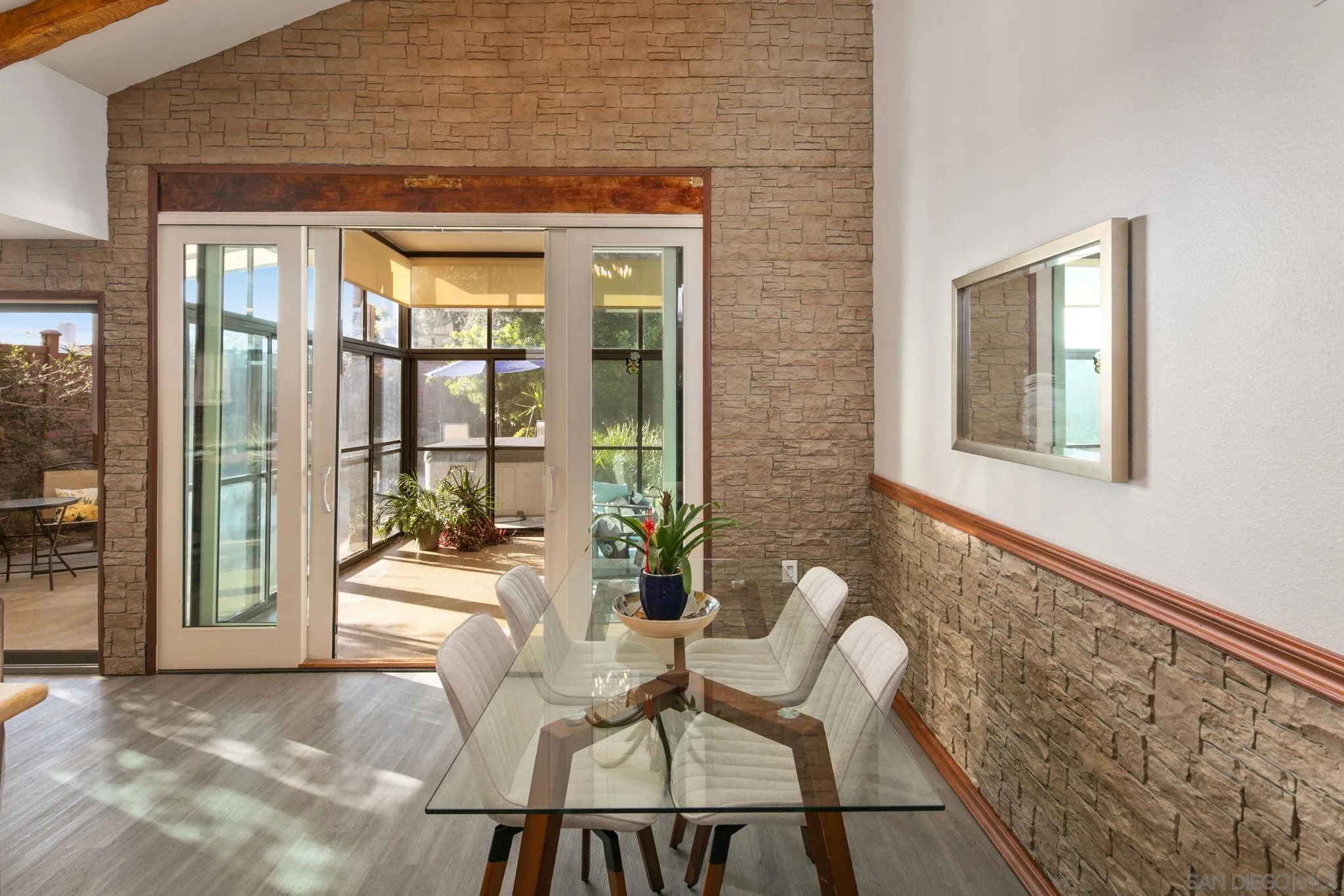 https://cdn.realtyfeed.com/cdn/127/260005276/4fefd9e7d325ab73153635296fcea0cc.webp