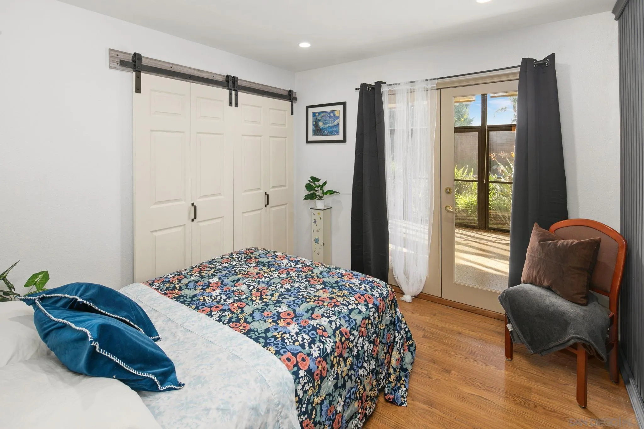 https://cdn.realtyfeed.com/cdn/127/260005276/8a84580f0dadd9b86a9c3dd11ee9882d.webp