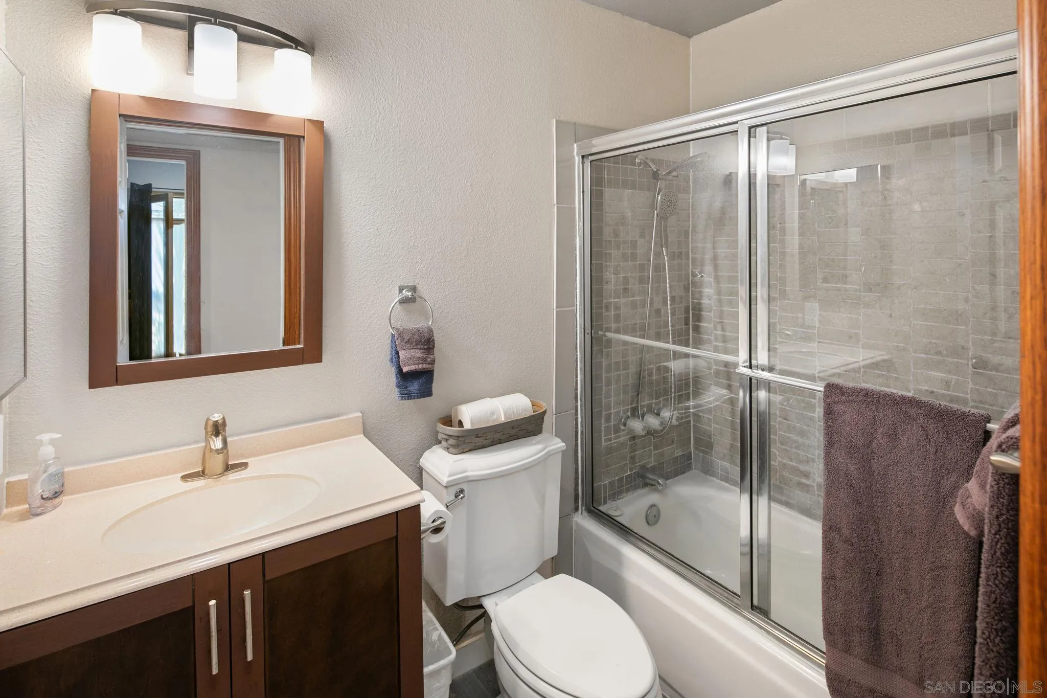 https://cdn.realtyfeed.com/cdn/127/260005276/8b75d6891591a99e60cf67a7de167dd9.webp