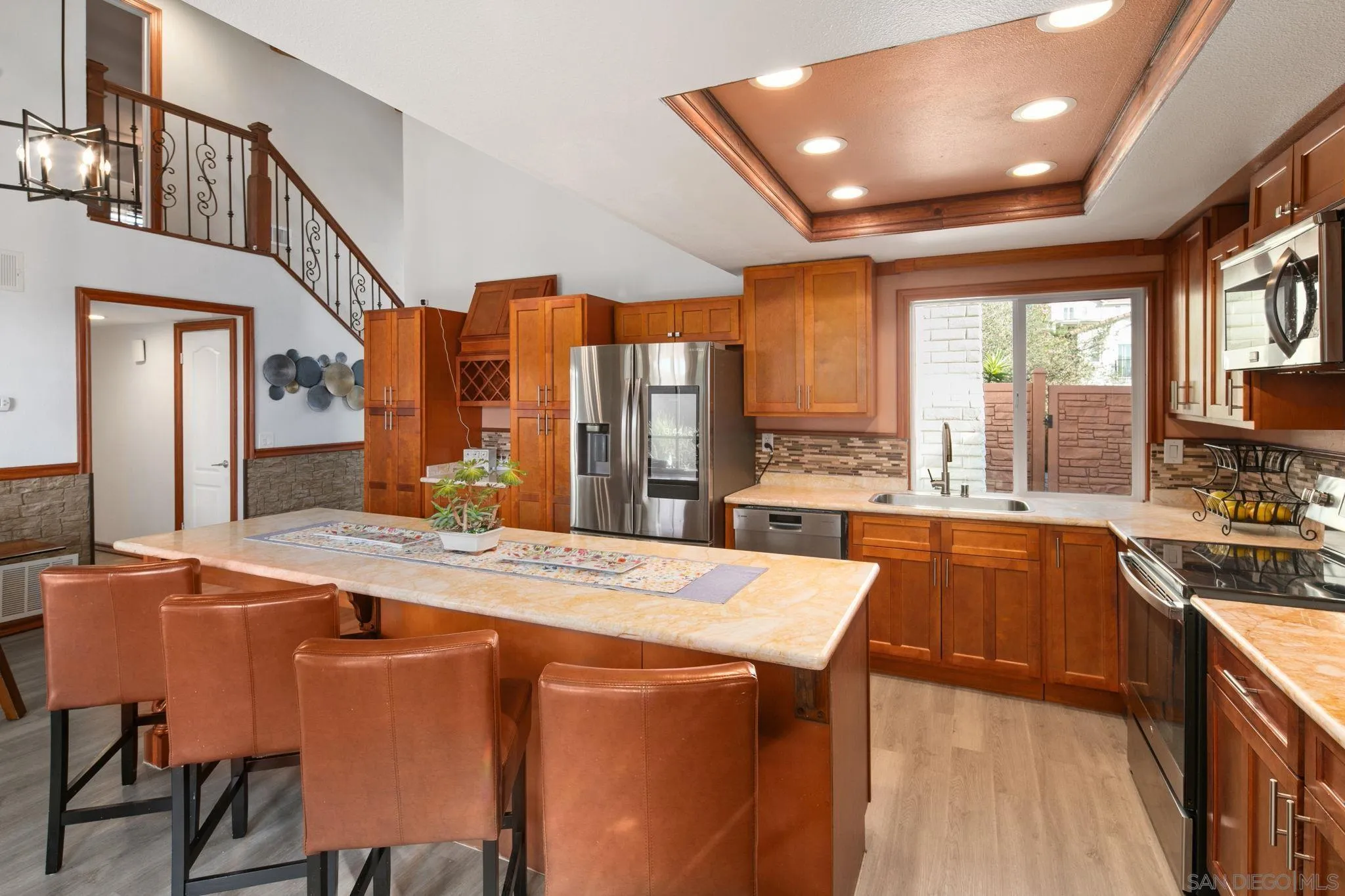 https://cdn.realtyfeed.com/cdn/127/260005276/a45bed16155d079d88e766193ee91b75.webp