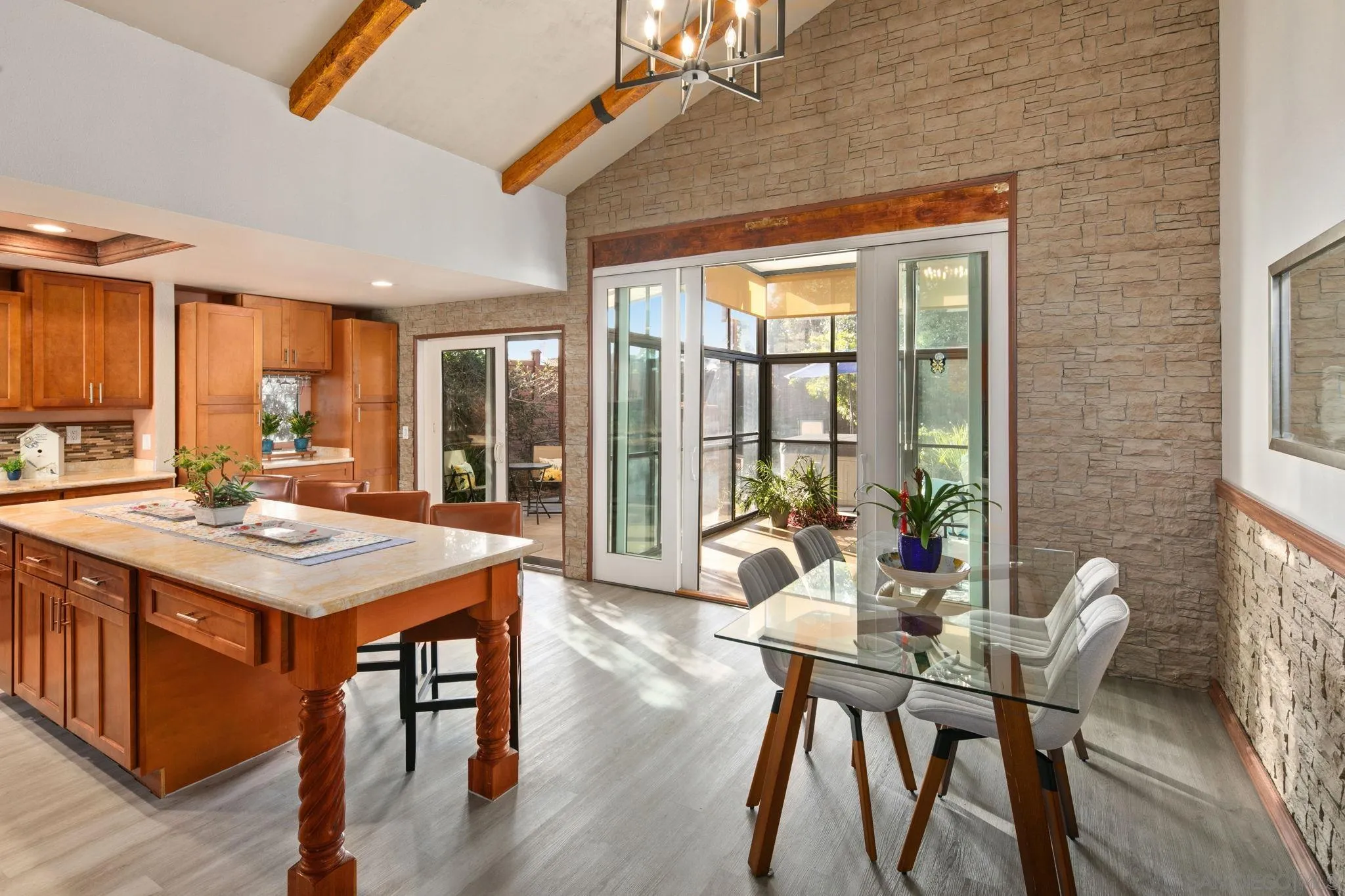 https://cdn.realtyfeed.com/cdn/127/260005276/a54080b760055f5253a7306d2ee13d24.webp