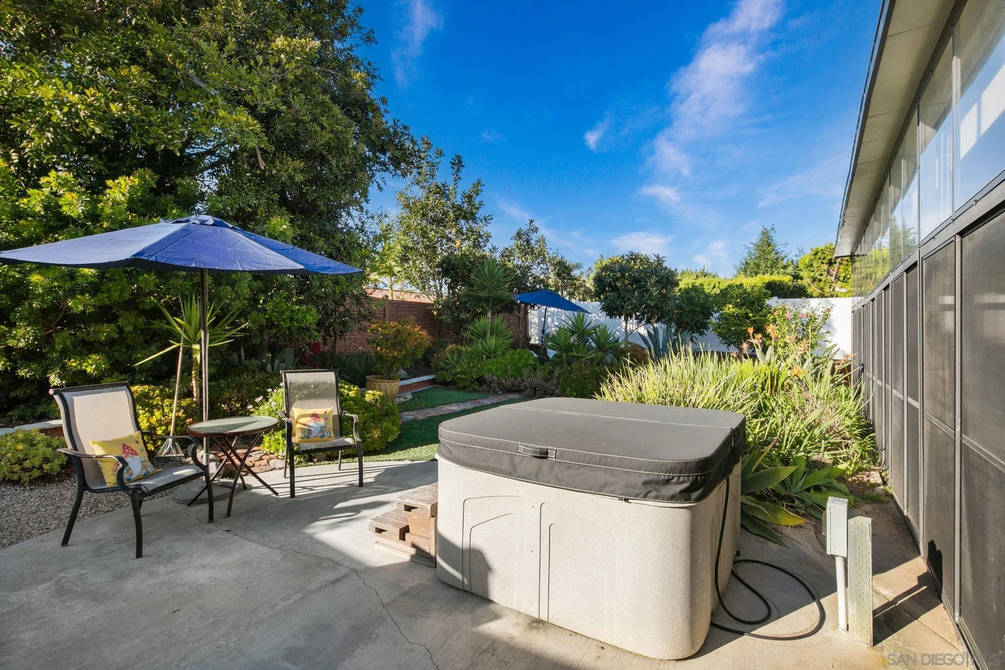 https://cdn.realtyfeed.com/cdn/127/260005276/ce297c075d9a8971e1223effe504c47f.webp