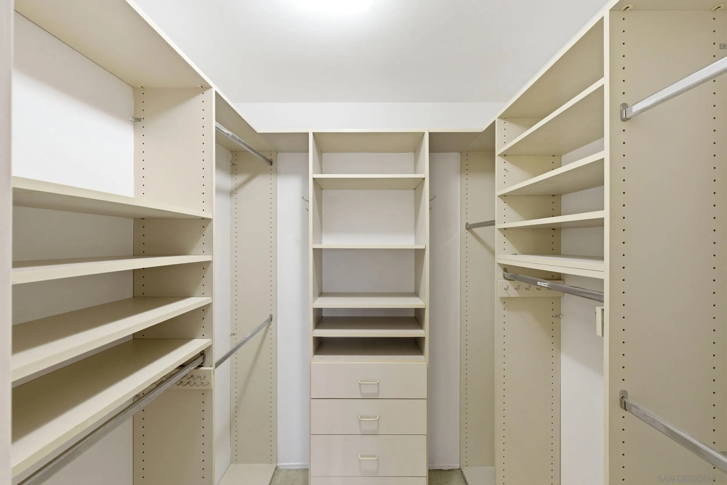 Photo #23: 260005277 Listing: Photo #23