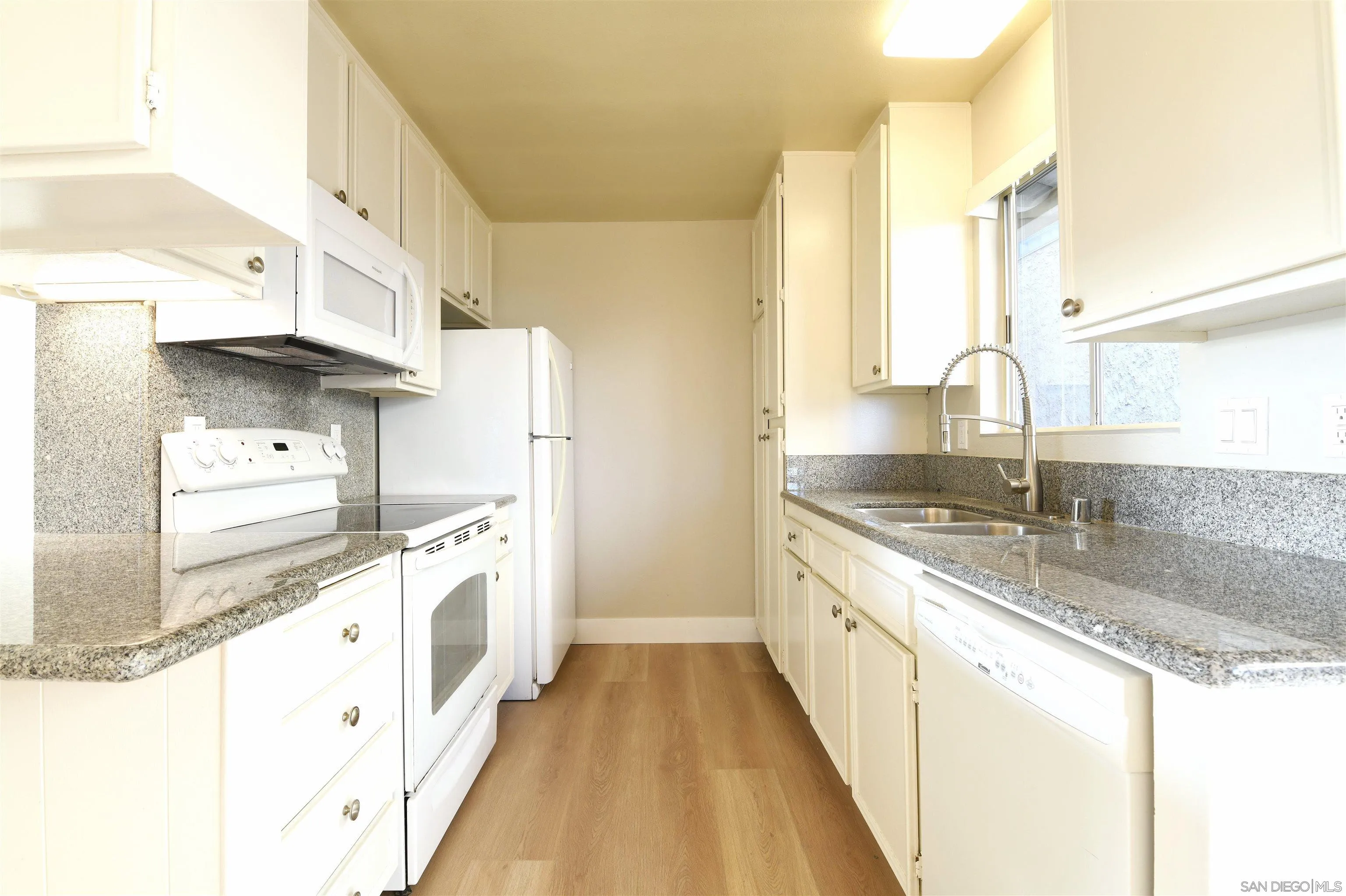 Photo #9: 260005278 Listing: Photo #9