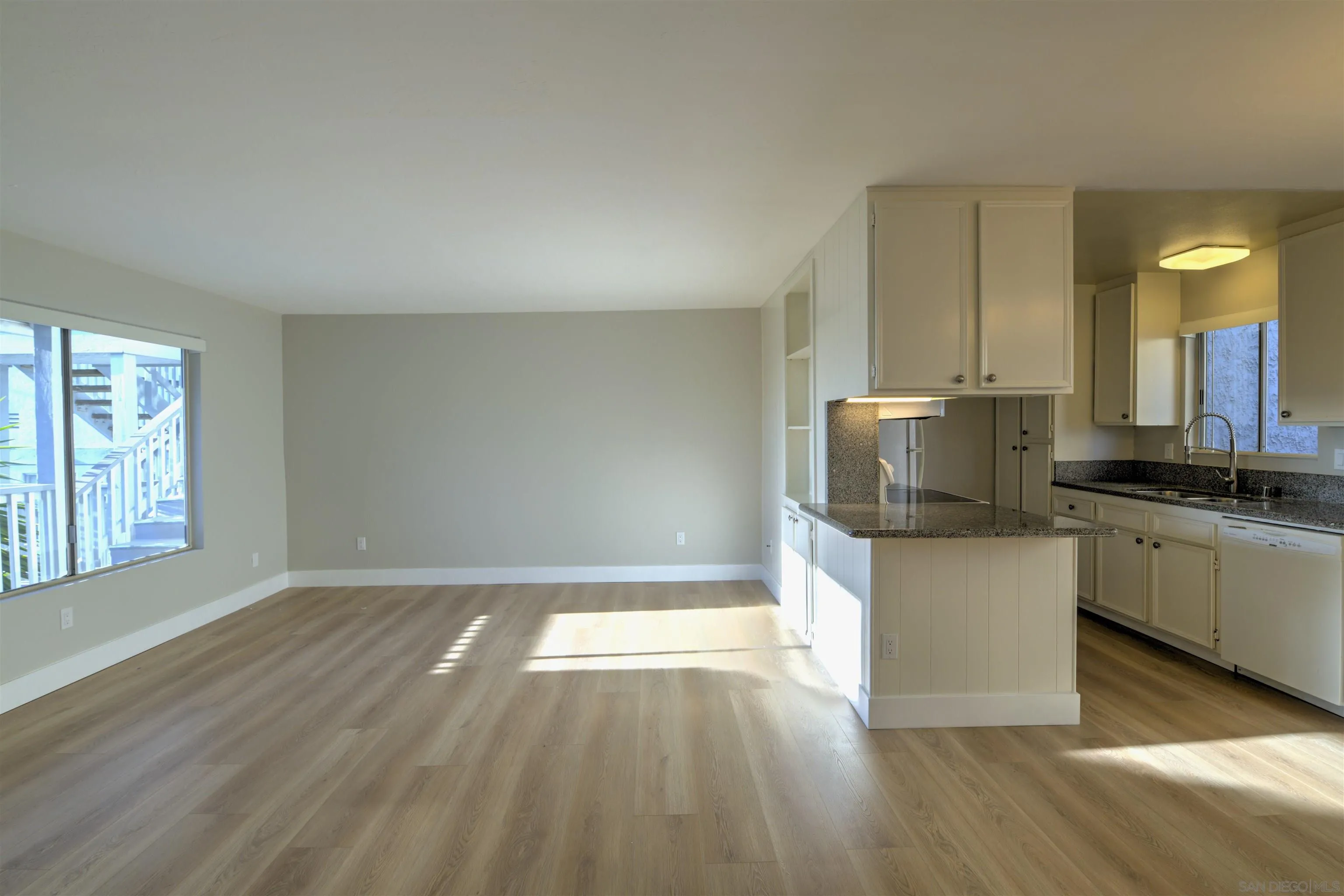 Photo #5: 260005278 Listing: Photo #5