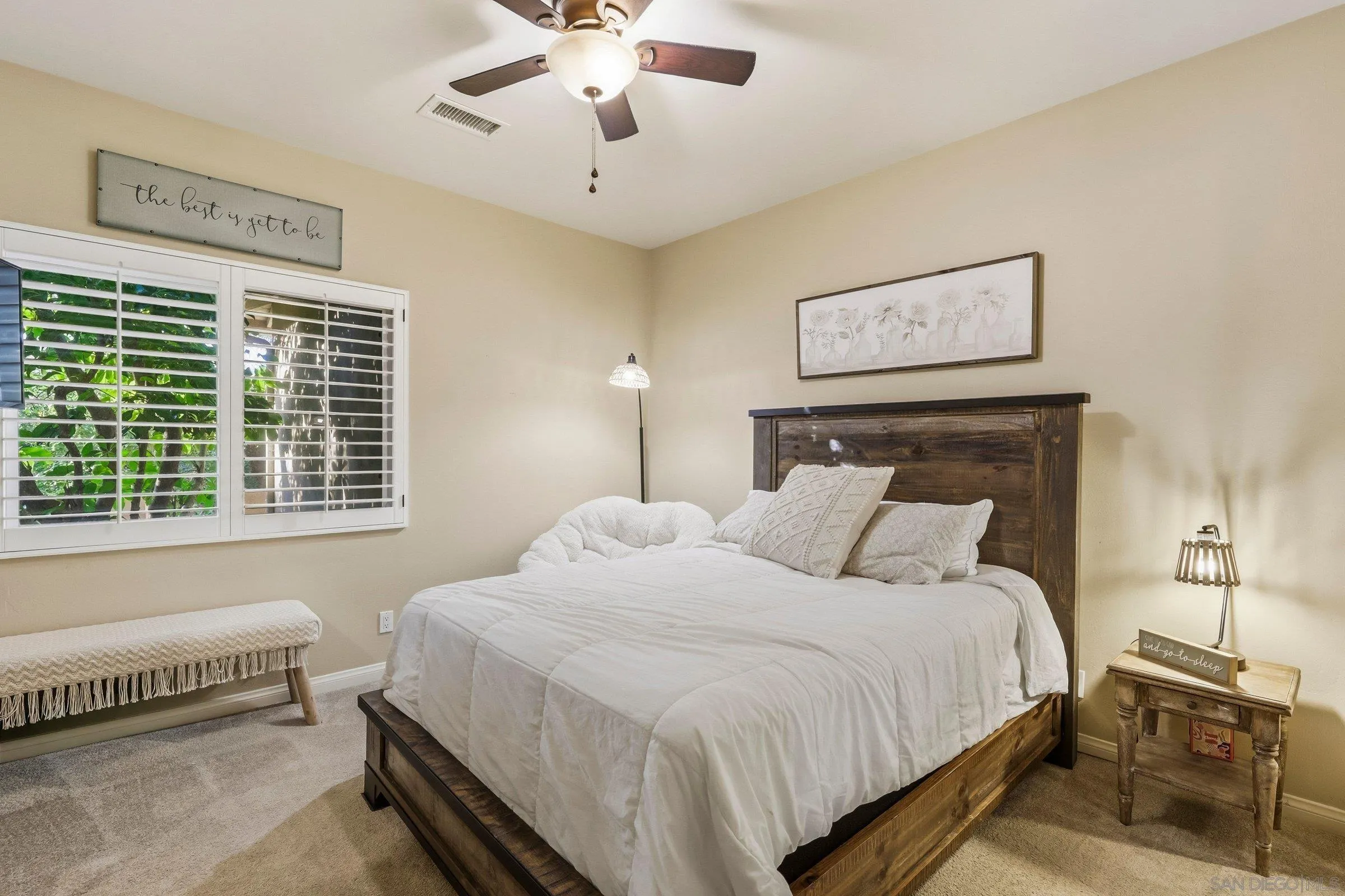 https://cdn.realtyfeed.com/cdn/127/260005282/3db87e9ae3017add8358968349d54493.webp